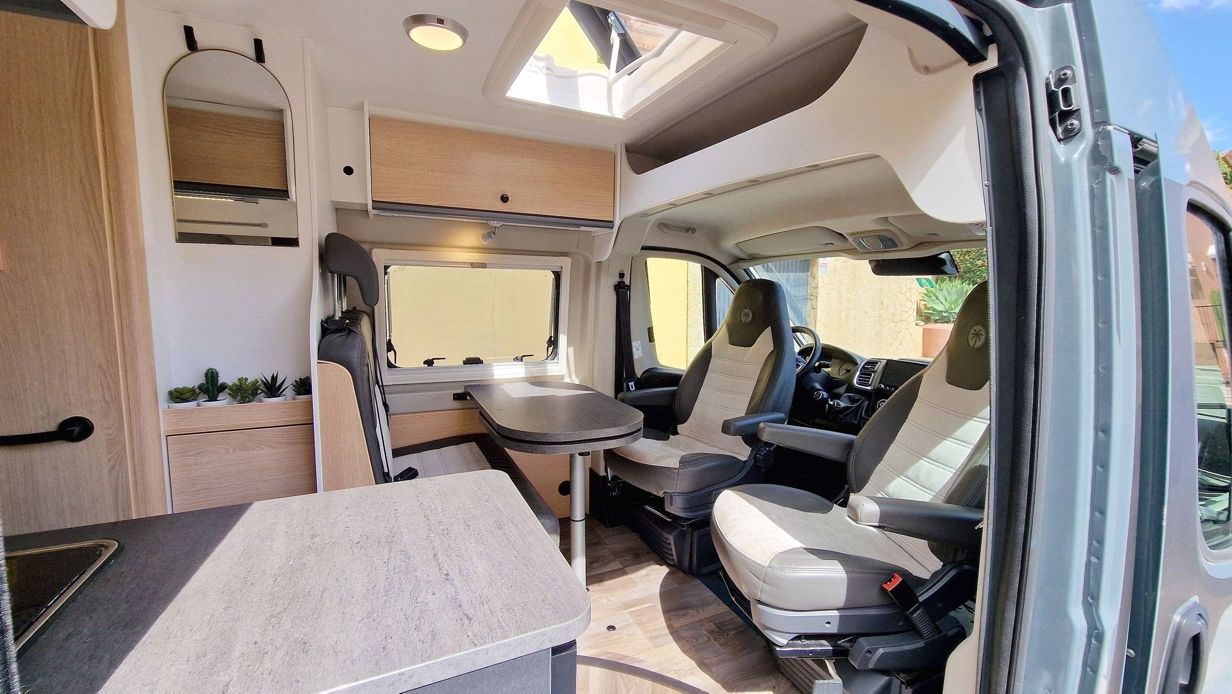 Dinette Fiat - Yescapa