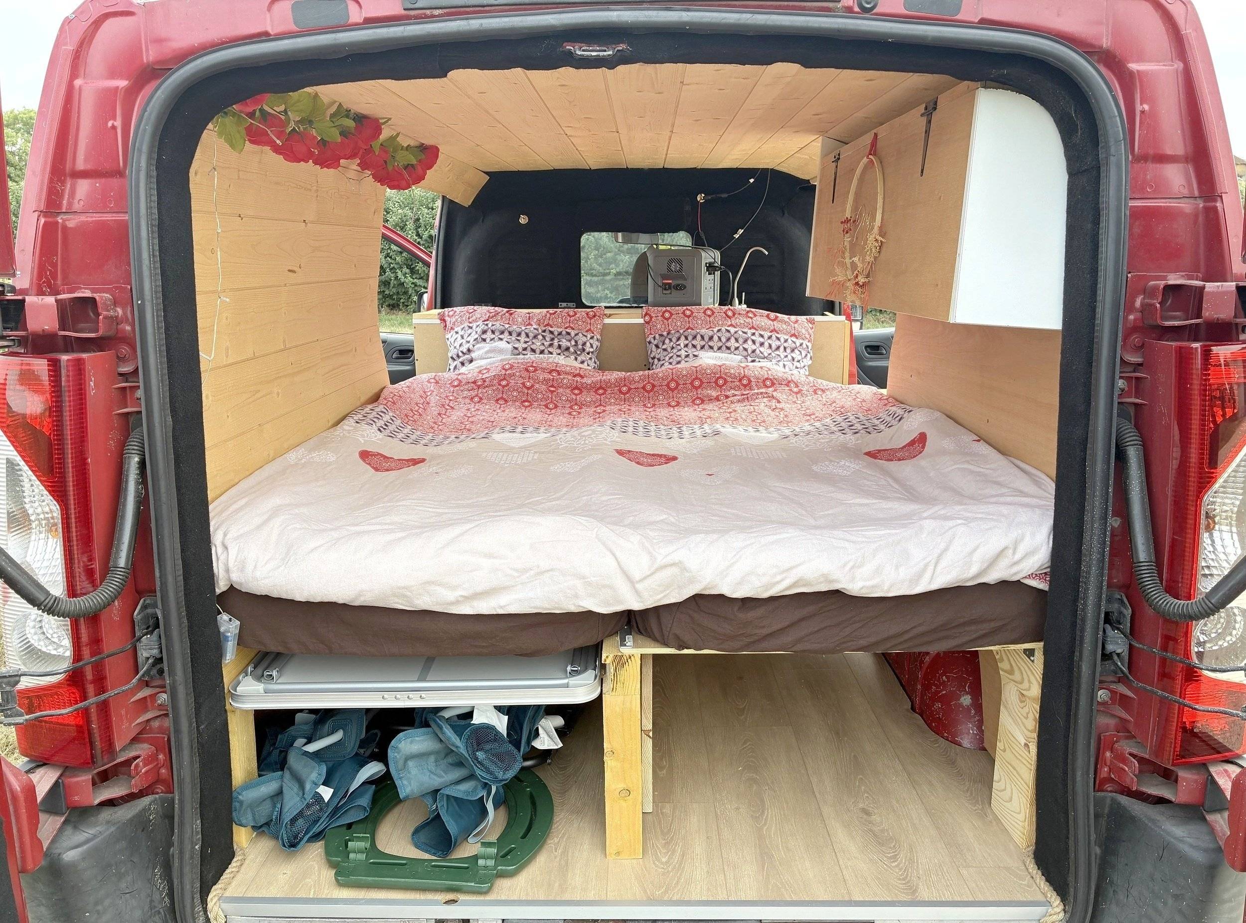 Schlafplätze Citroën Jumpy 2l 128cv - Yescapa