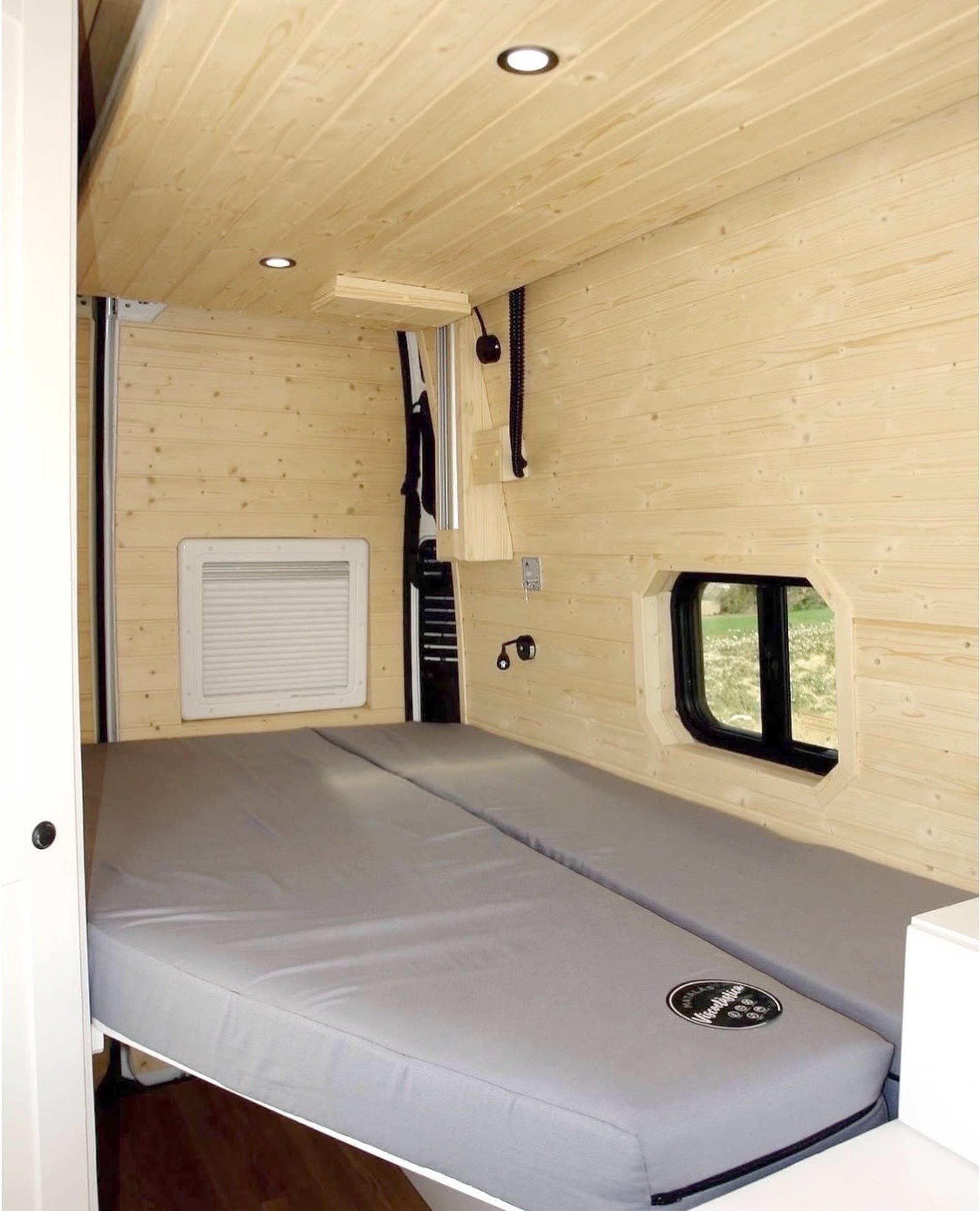 Berth Citroën - Yescapa