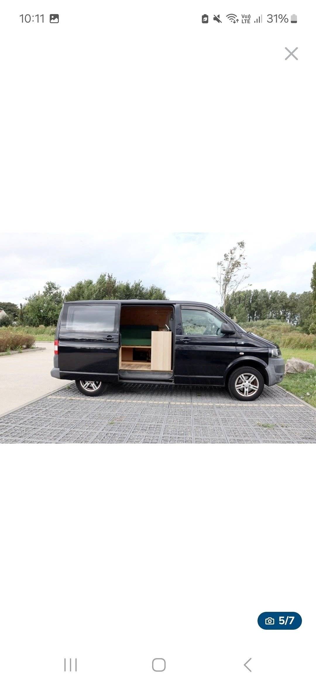 Voorkant 3/4 Volkswagen TRANSPORTER T5 - Yescapa