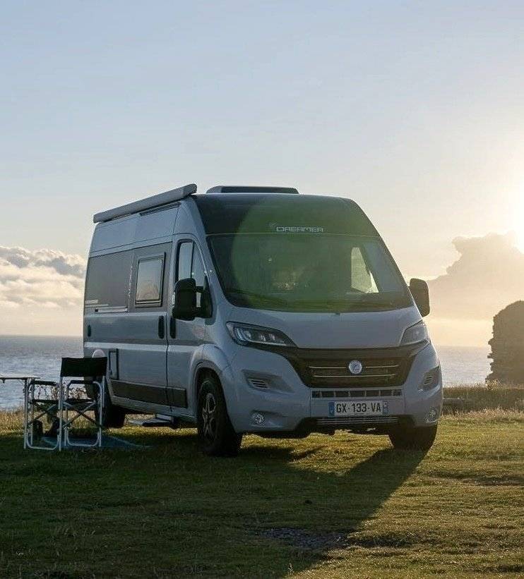 Berth Dreamer Family Van Rent Large Campervan Ruffec Dreamer
