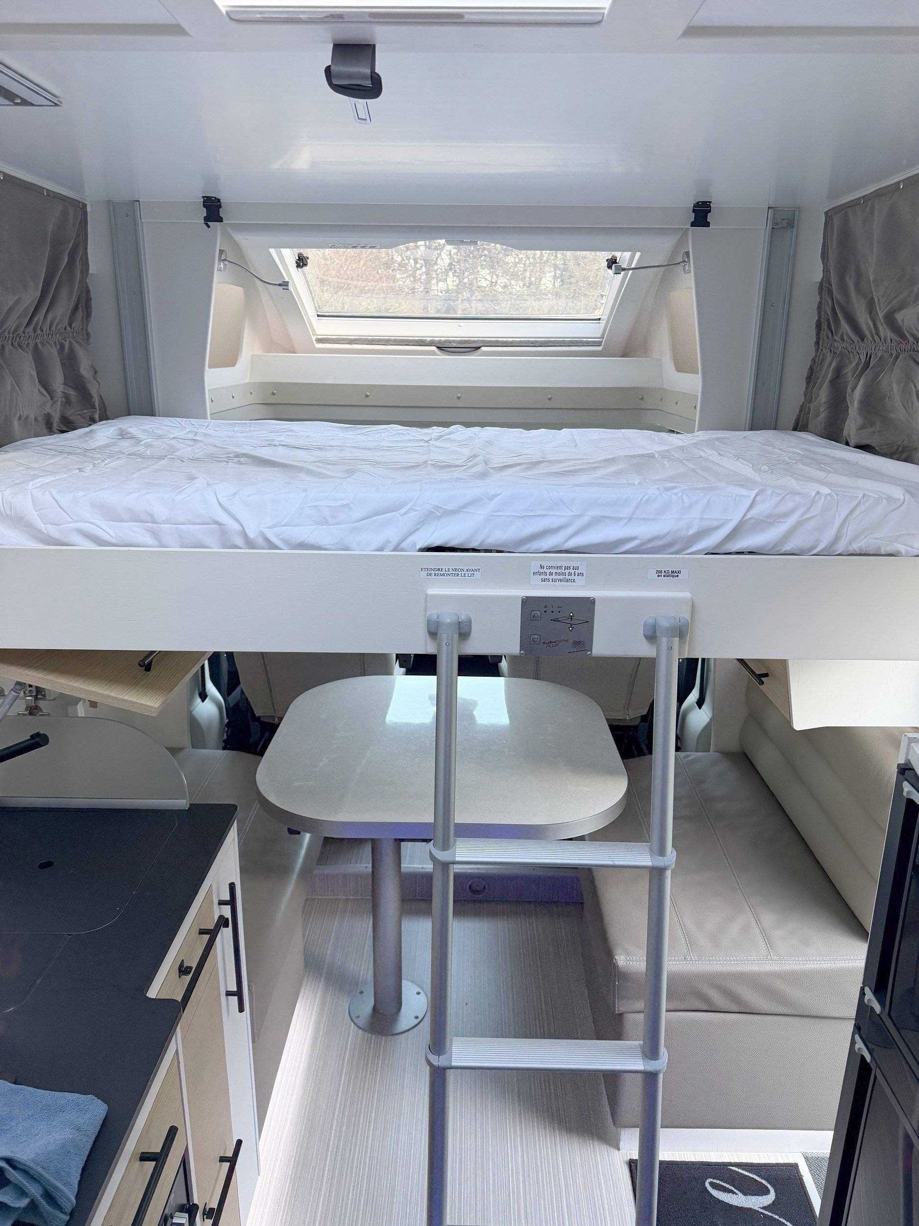 Notin 35 light 2,4 l 140 ch.