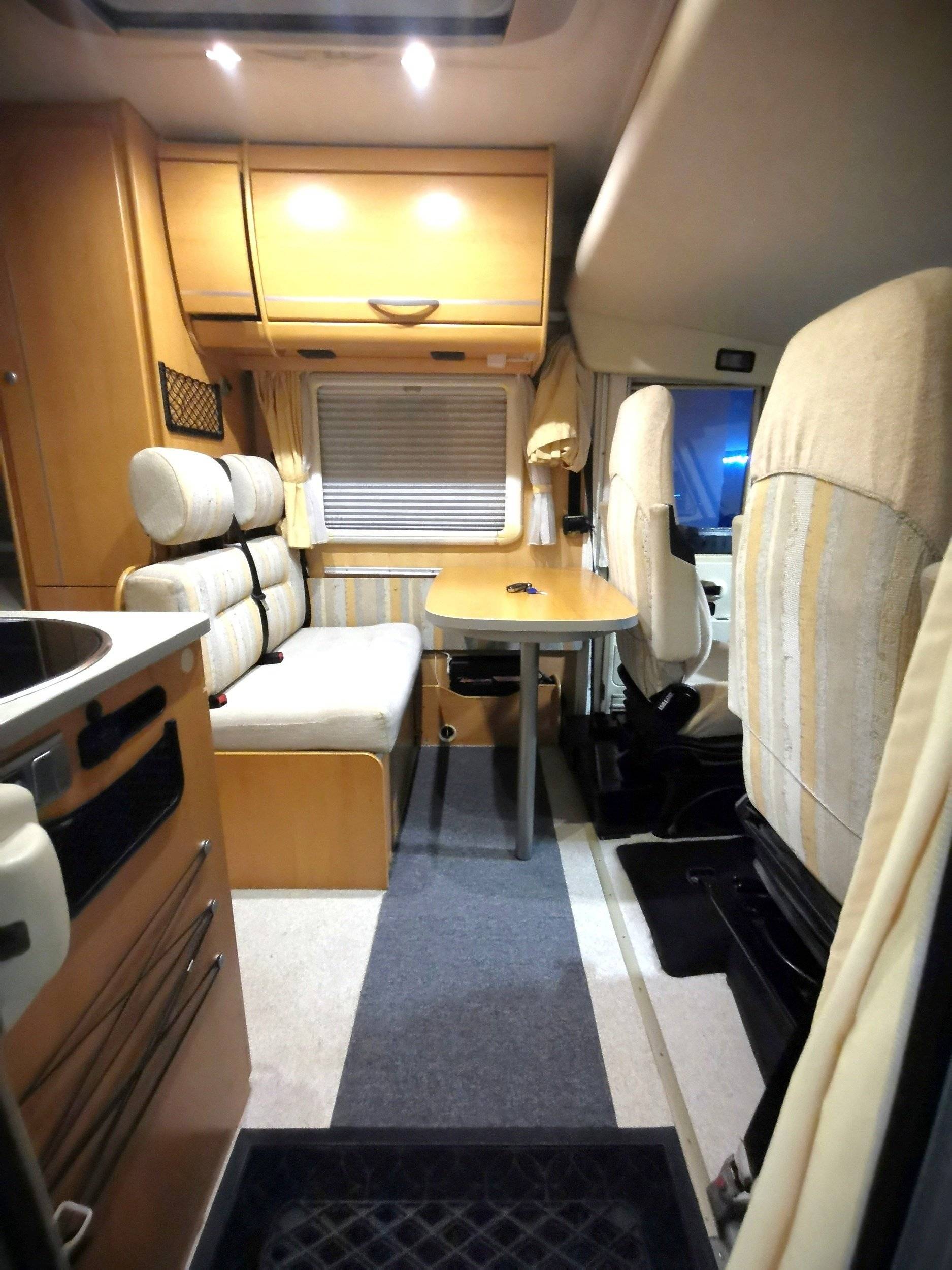 Dinette Fiat FIAT DUCATO - Yescapa