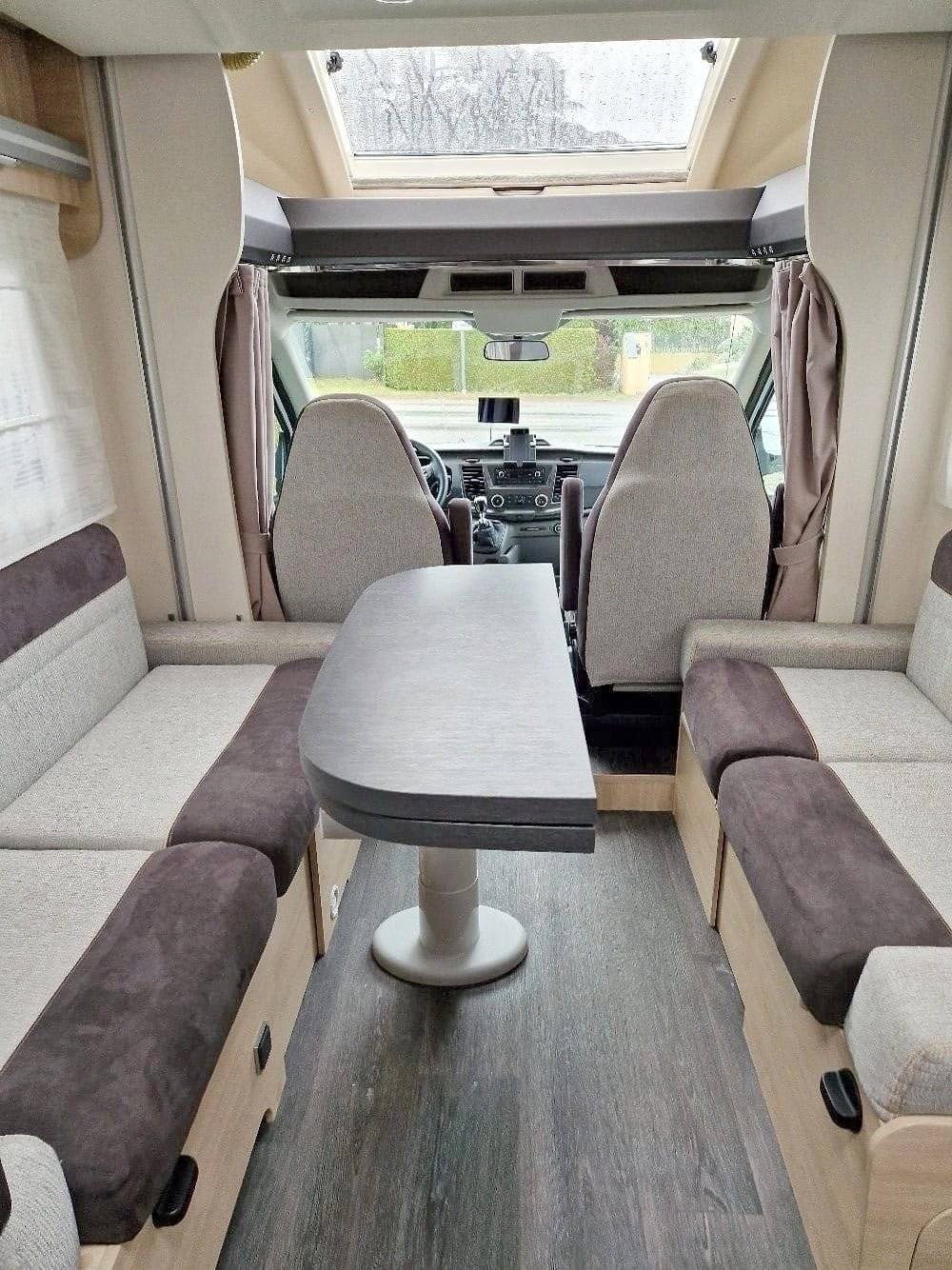 Chausson 720 First Line