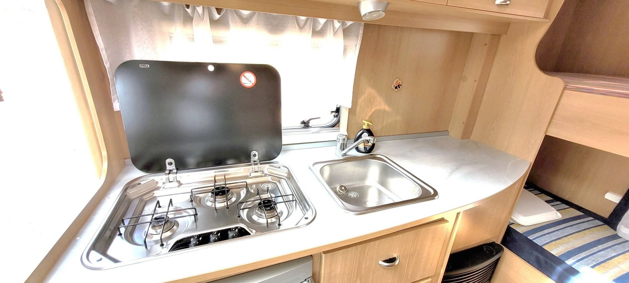 Elnagh Elnagh  Baron