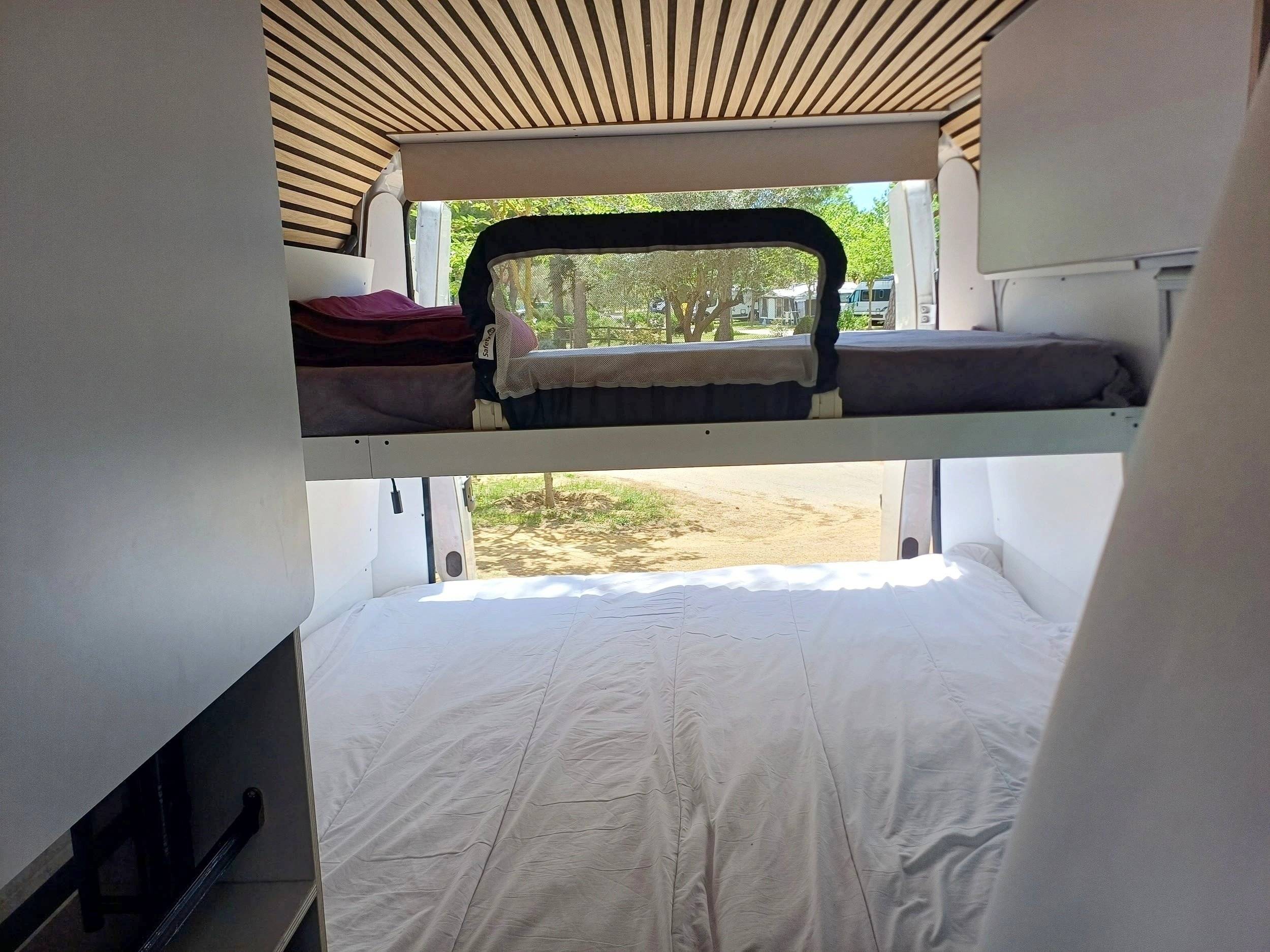 Couchages Fiat Ducato 3,0 l 177 ch/Al-Ko - Yescapa