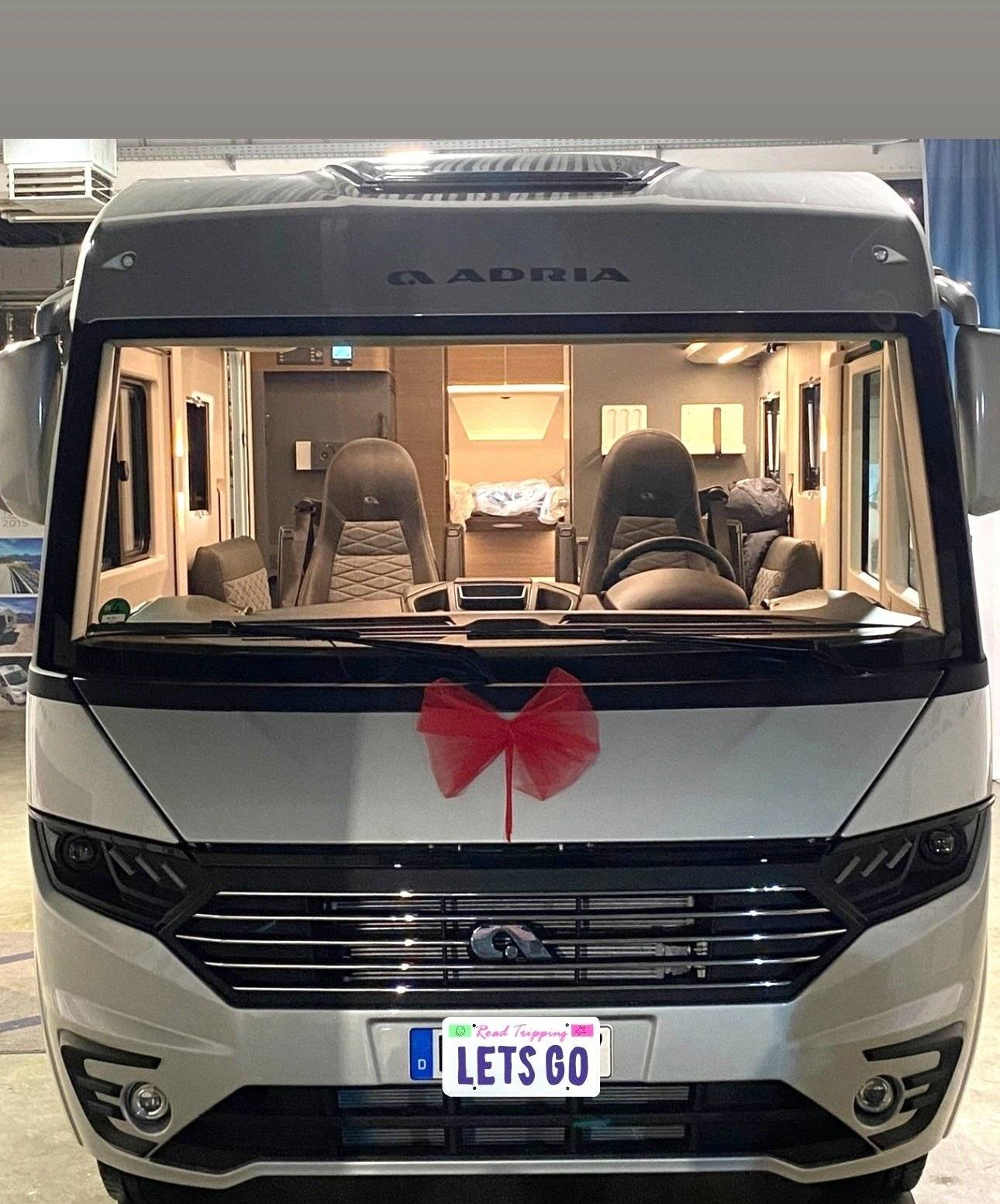 Adria SONIC 700 PLUS DC