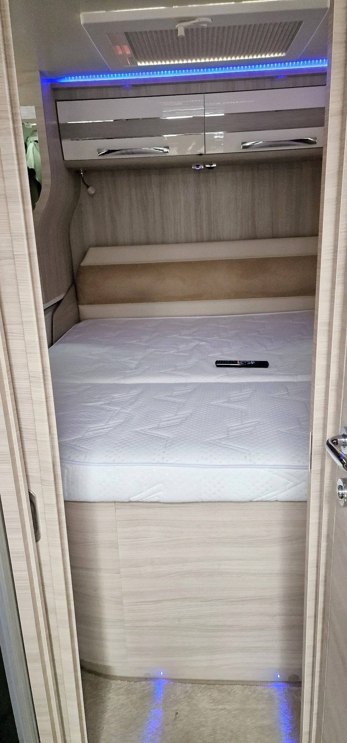 Mobilvetta mobilvetta kline yacht 90