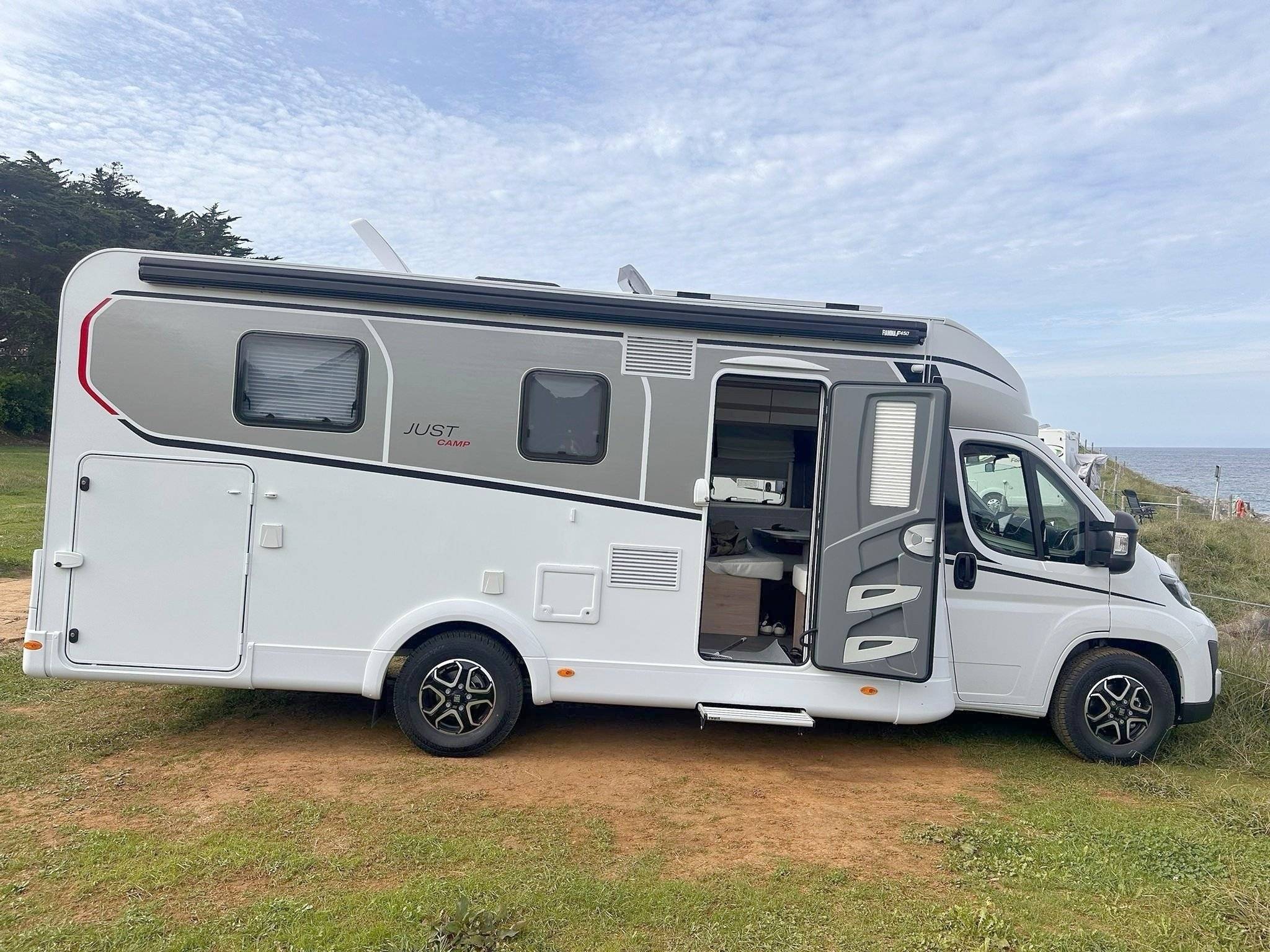 Dethleffs Dethleffts Just T 7052 DBM