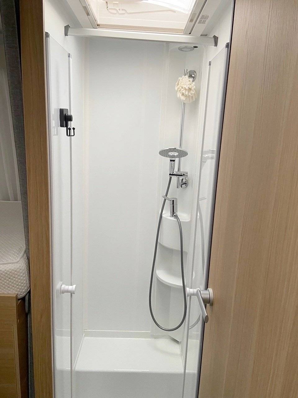 Adria Adria Matrix Axess 670 SL