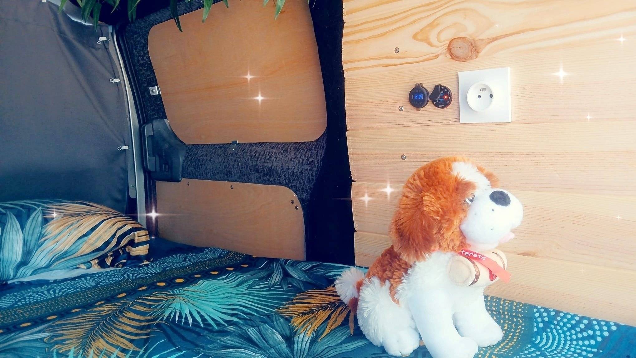 Alpes Camping-Car NV200