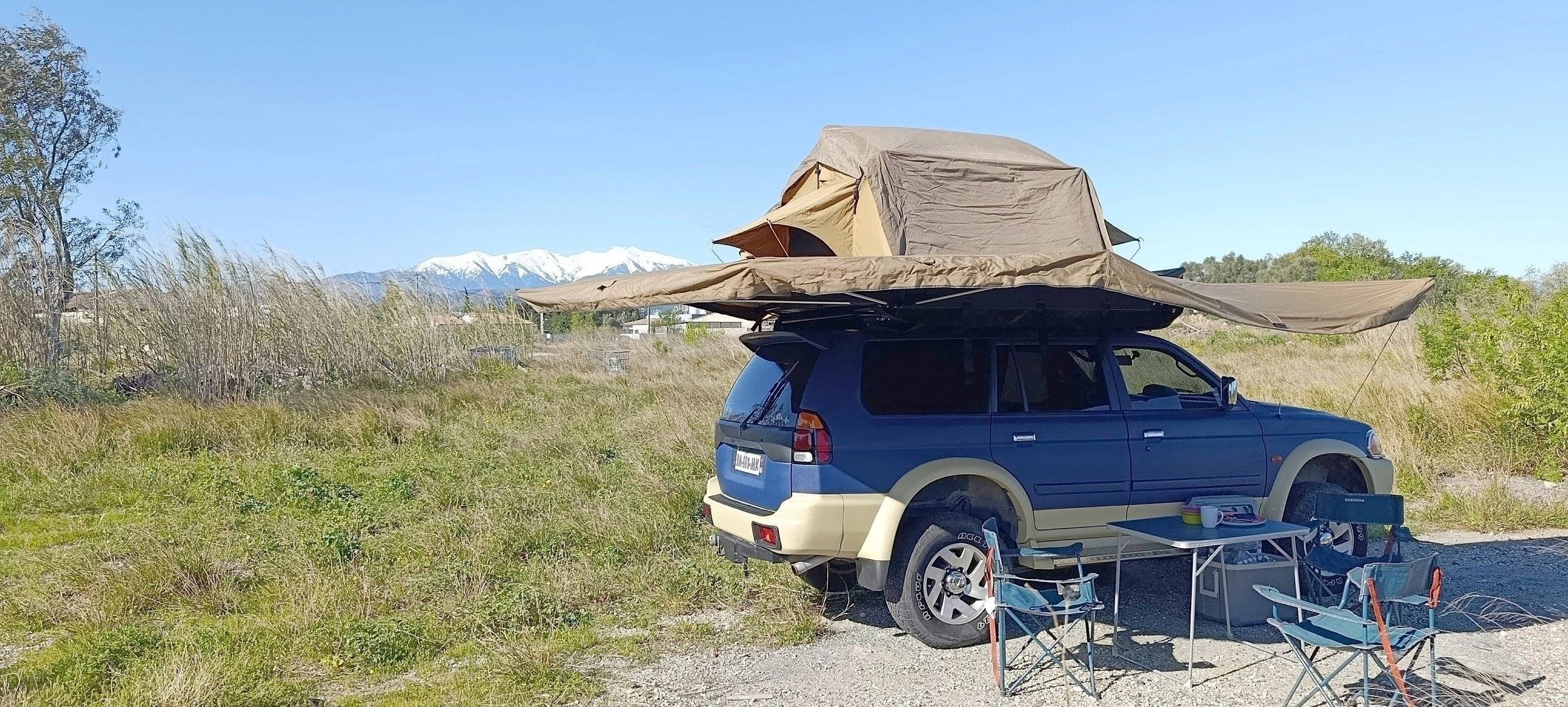 Dining Area  - Yescapa