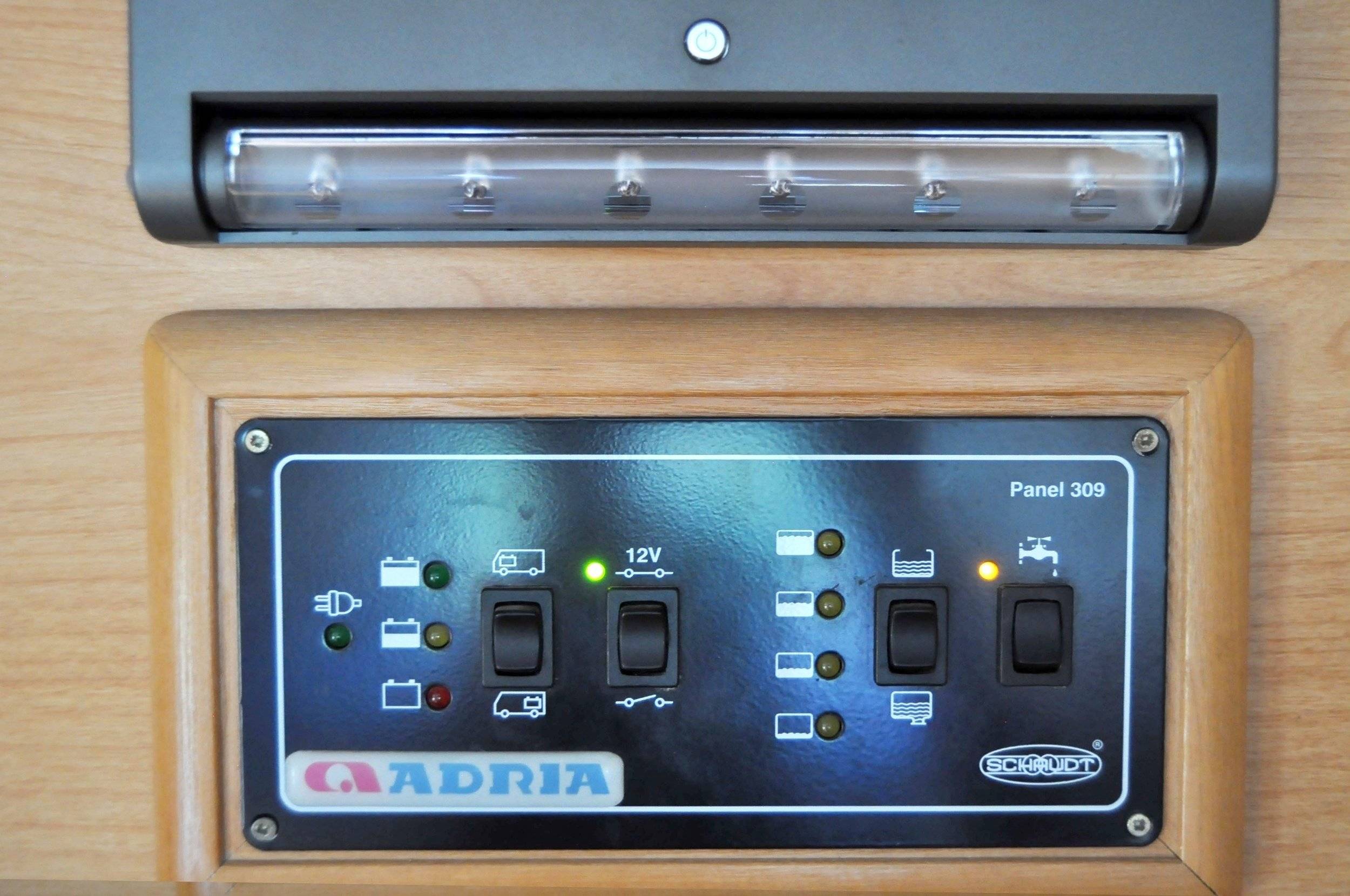 Adria Adriatix 572 DK