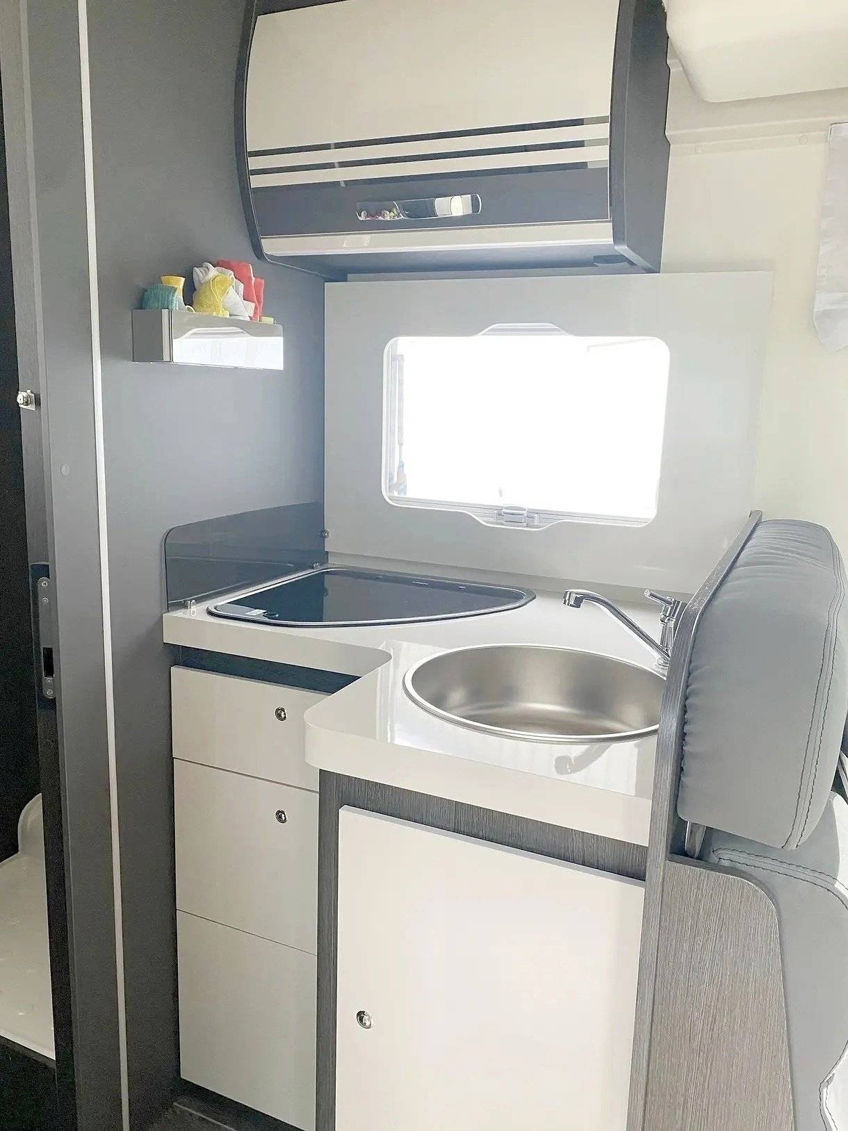 Eethoek Ford FORD TRANSIT - Yescapa