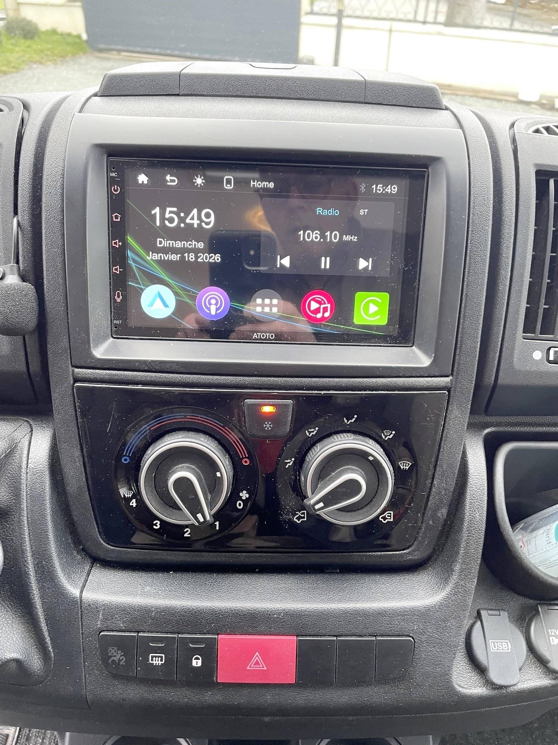 Challenger 2,3 l 130 ch