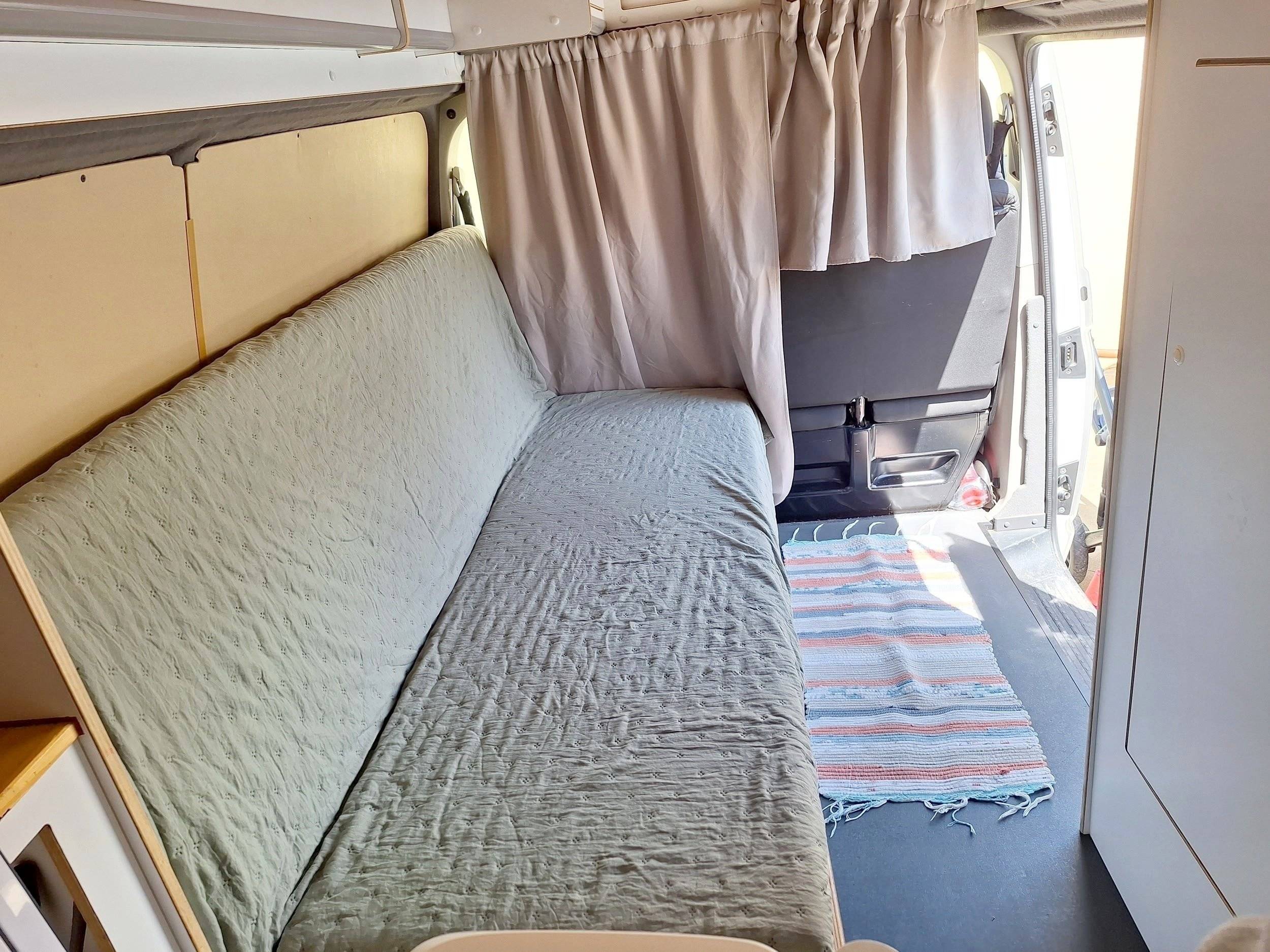 Letti Volkswagen T6 2,0 l 120 ch - Yescapa