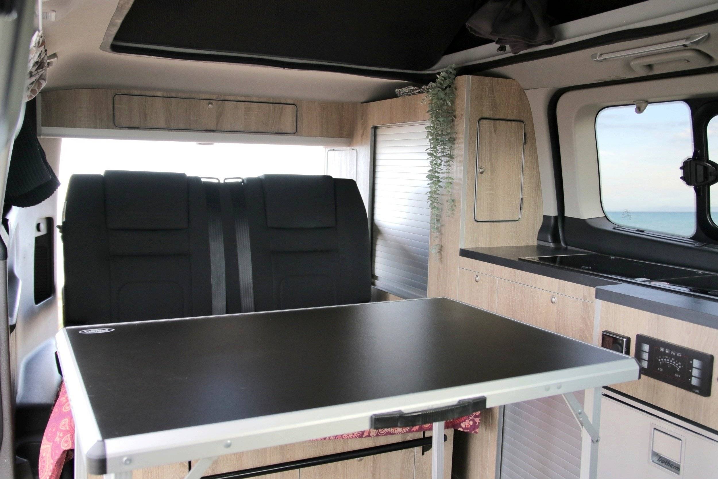 CAMPER ford custom
