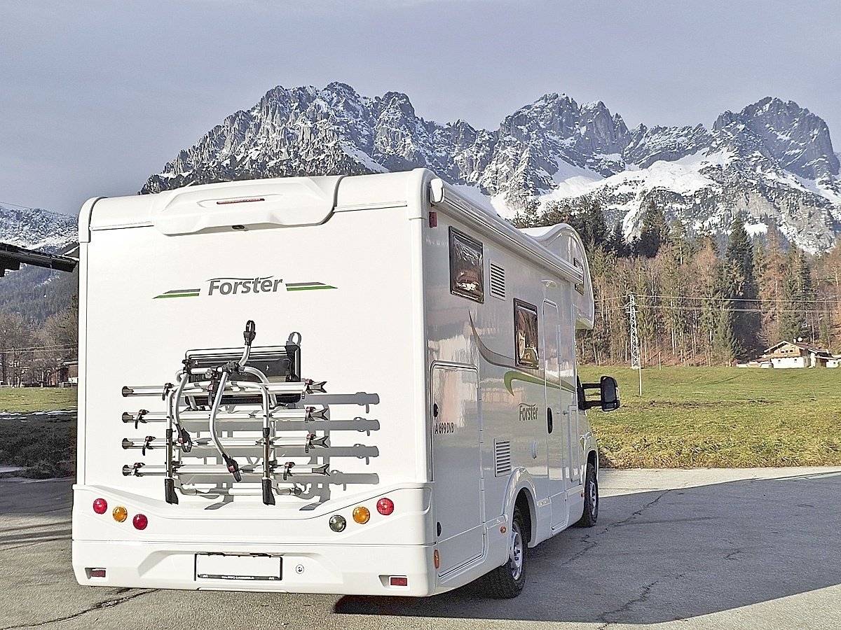 Eura Mobil Forster A699DVB-F