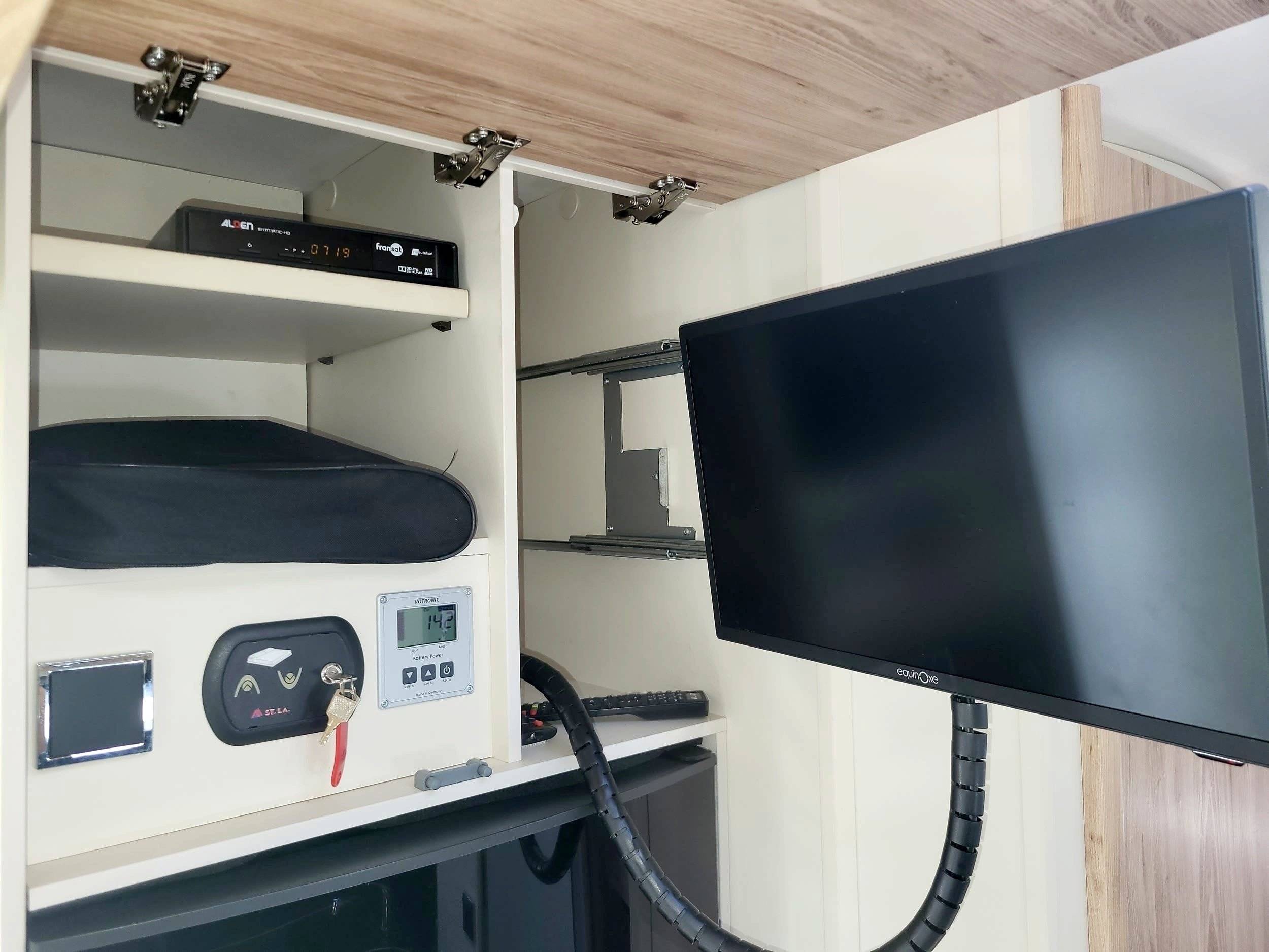 Bavaria Bavaria T746 C Style