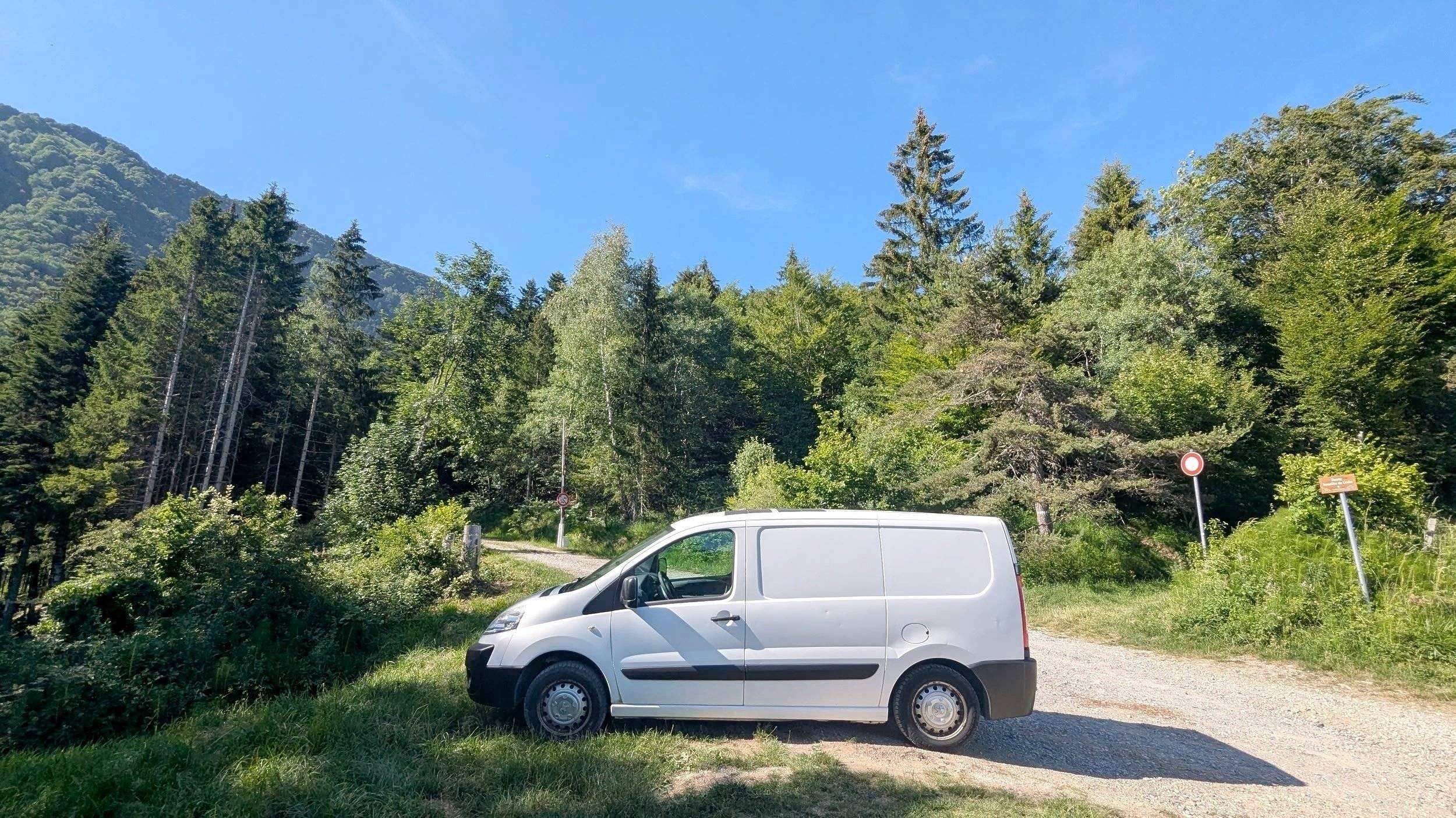 Custo Van  