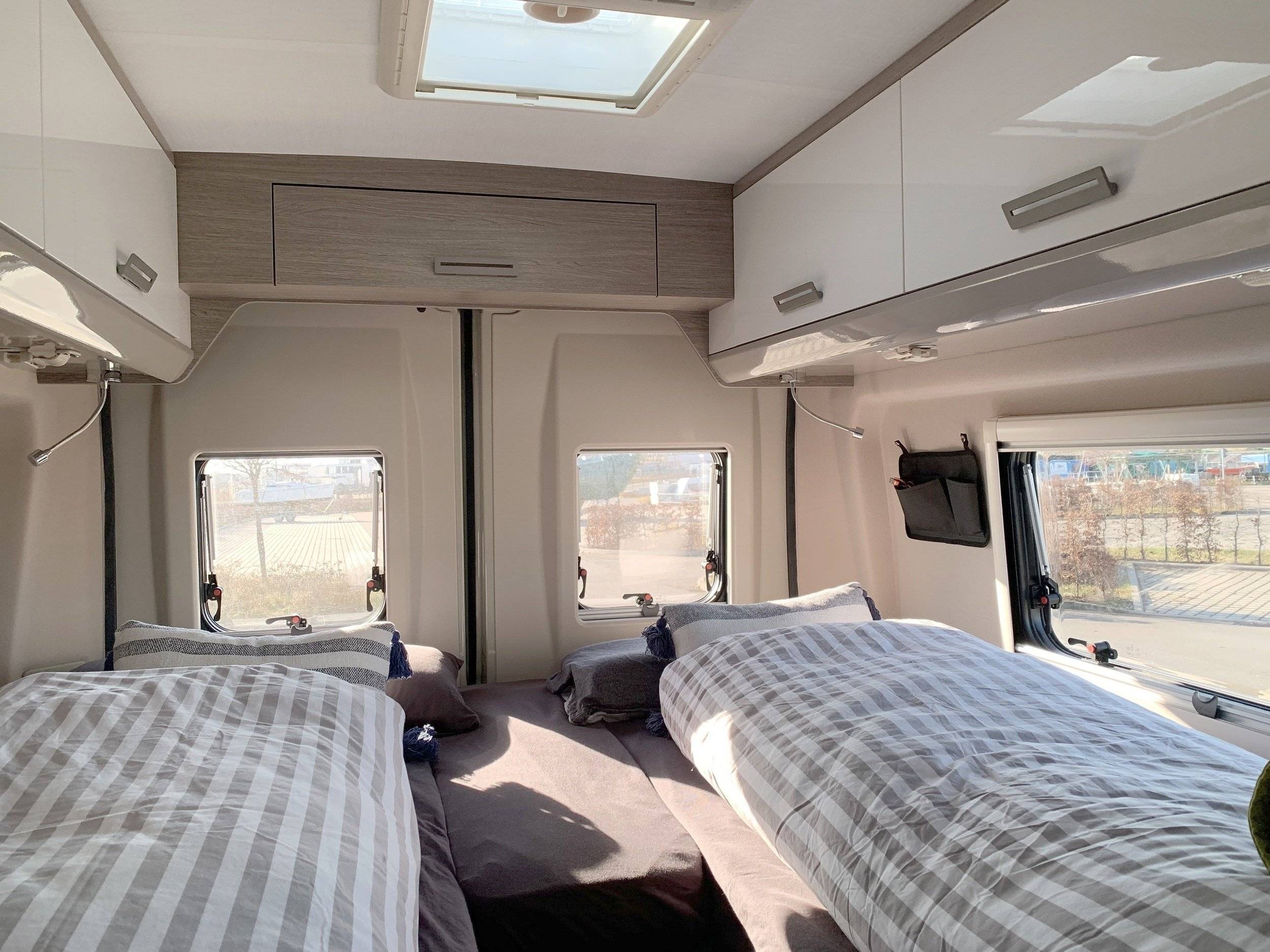 Challenger V 217 V.I.P. 9-Gang Automatik