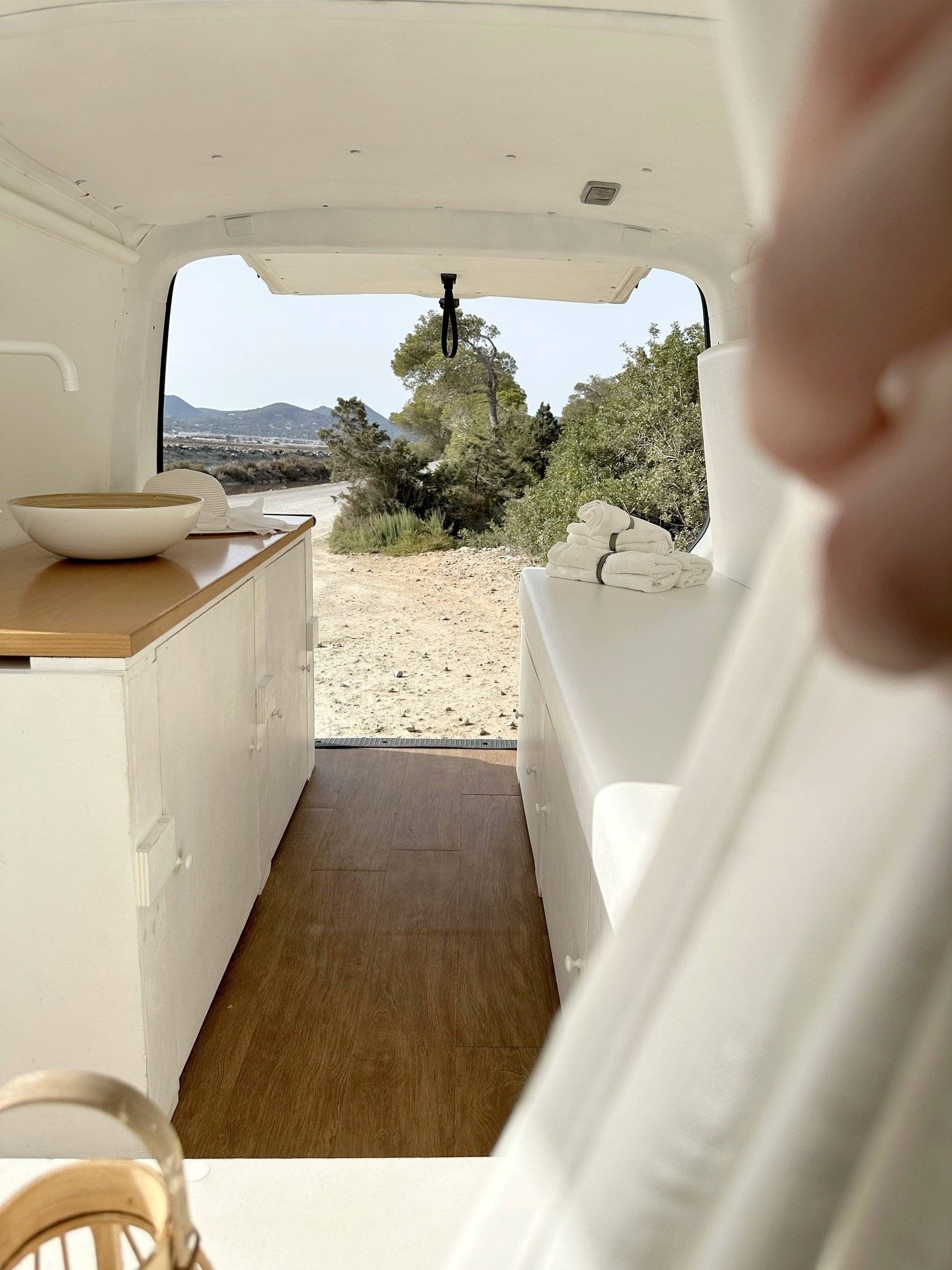 Kitchen Volkswagen T5 1,9 l 102 ch - Yescapa