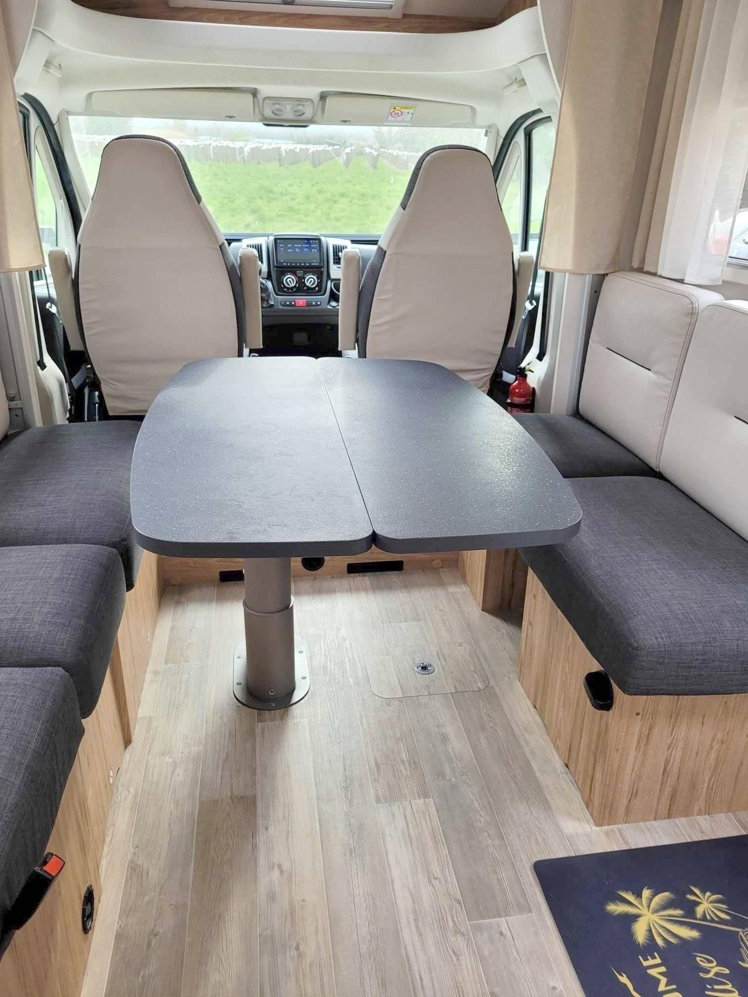 Bavaria BAVARIA T696D