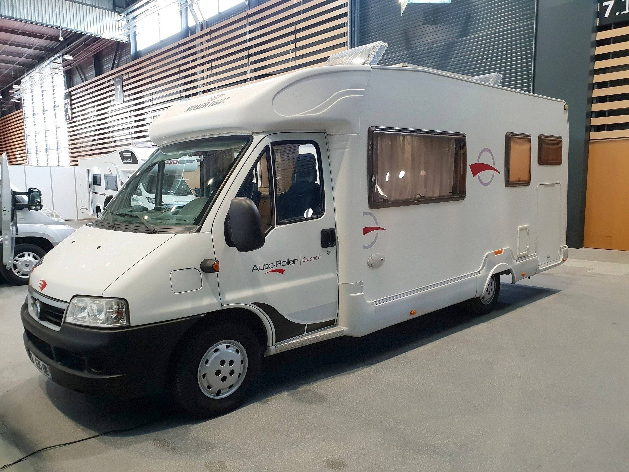 Vista del vehículo ángulo delantero Fiat Ducato 2.8 JTD - Yescapa