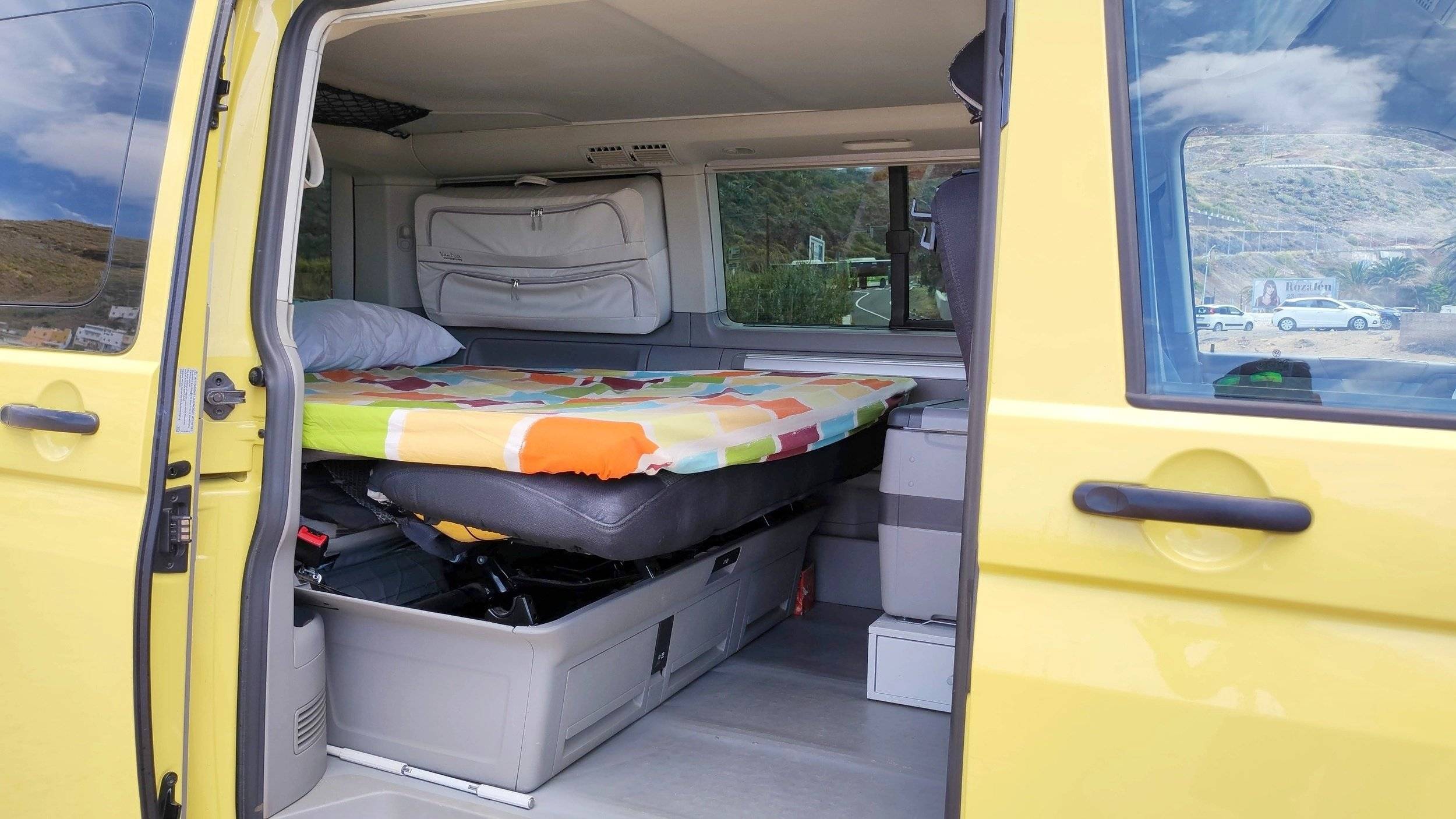 Volkswagen California Beach