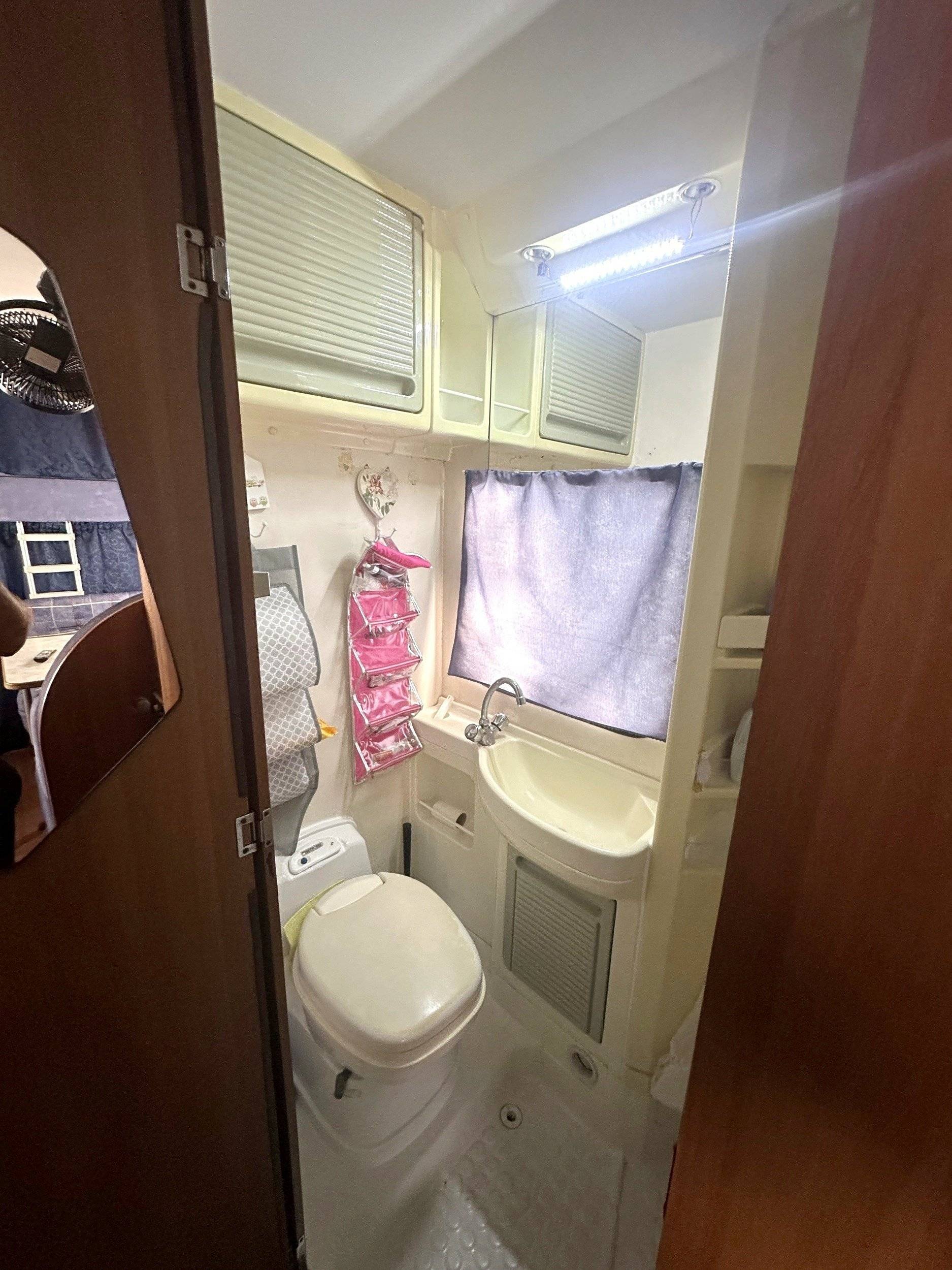 Bathroom / Toilets Fiat Fiat ducato - Yescapa