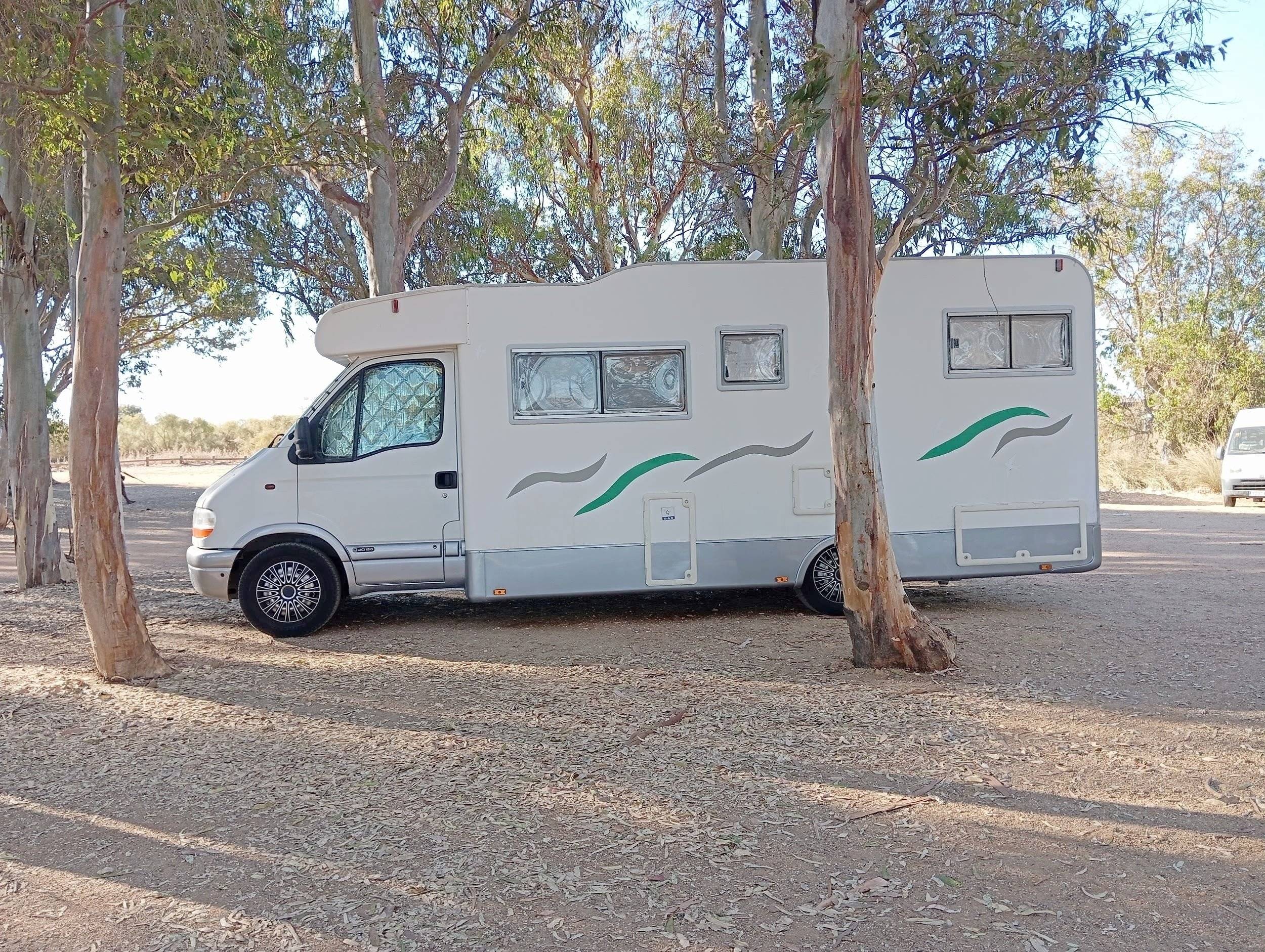 3 C Cartier/Brisebras Renault Master