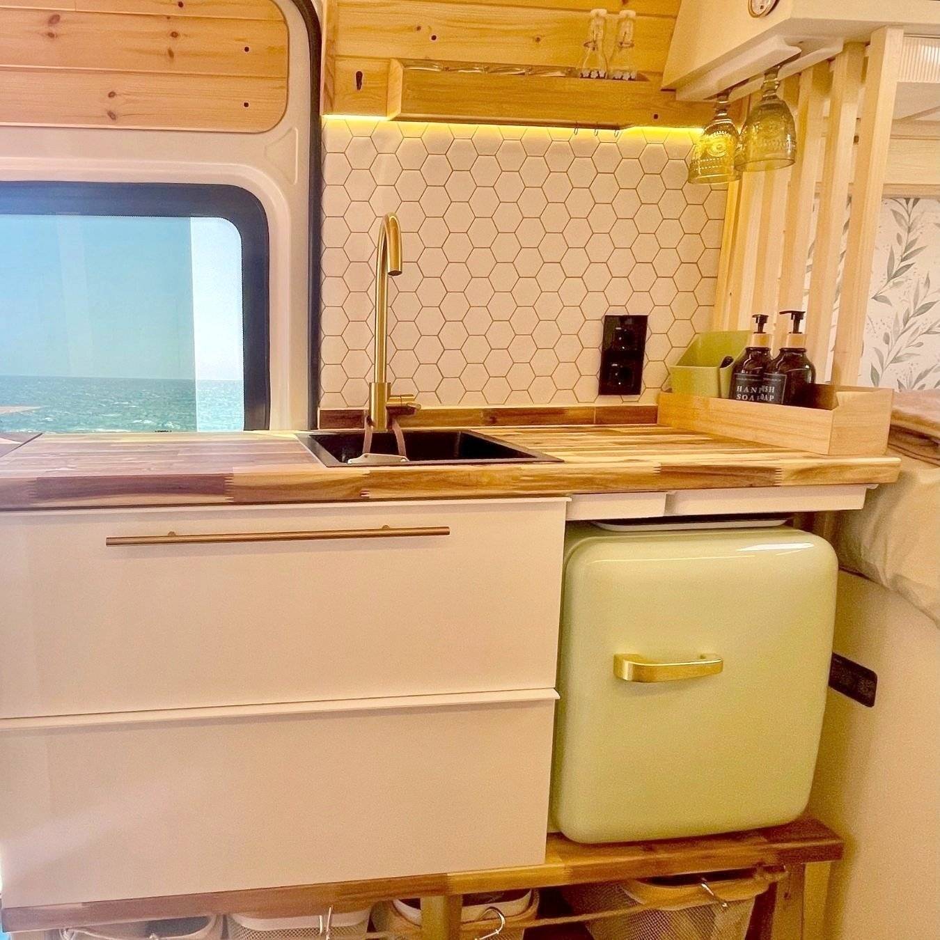 Kitchen Peugeot Peugeot boxer - Yescapa
