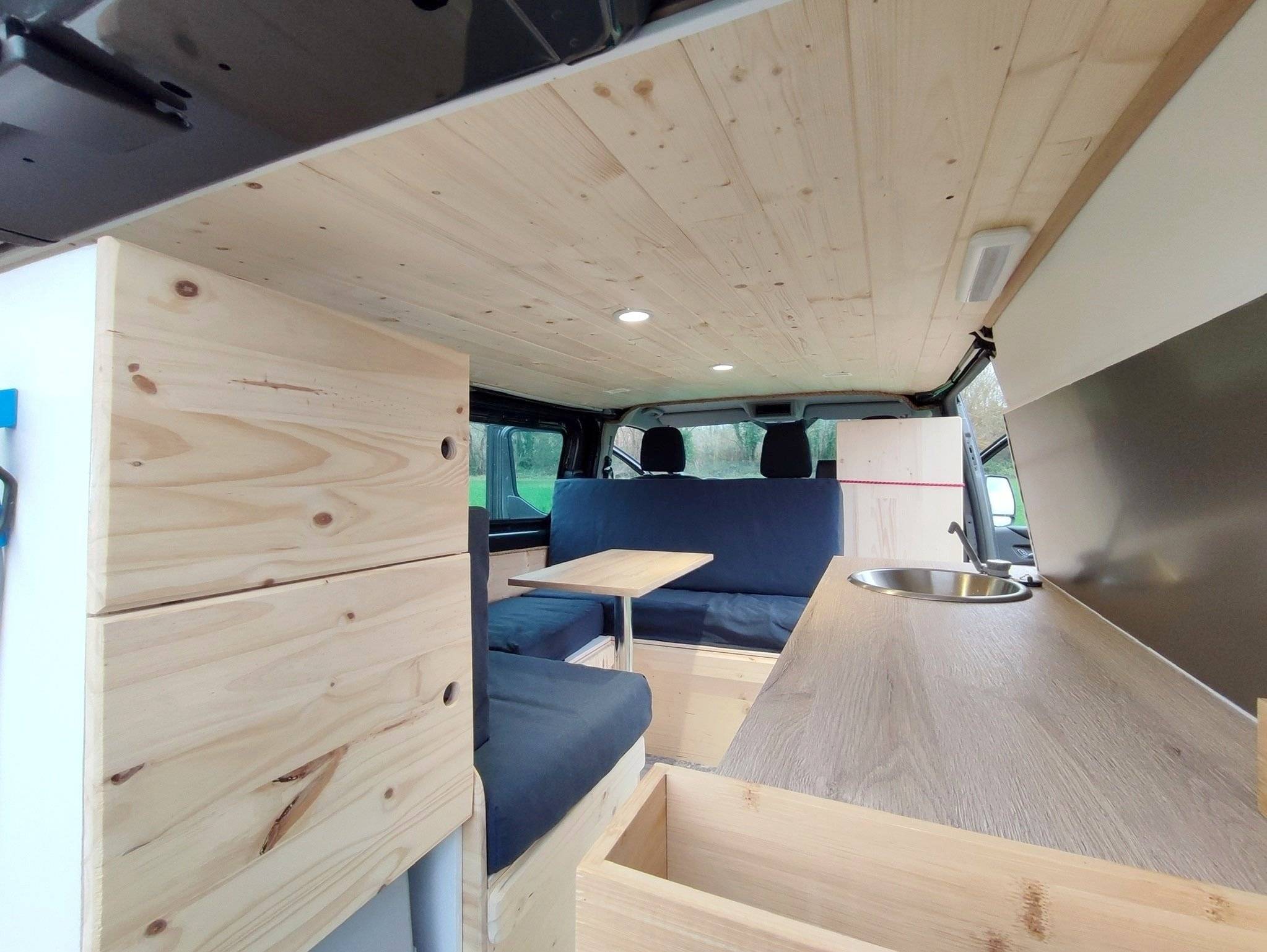 Concept Van Loisirs FORD TRANSIT