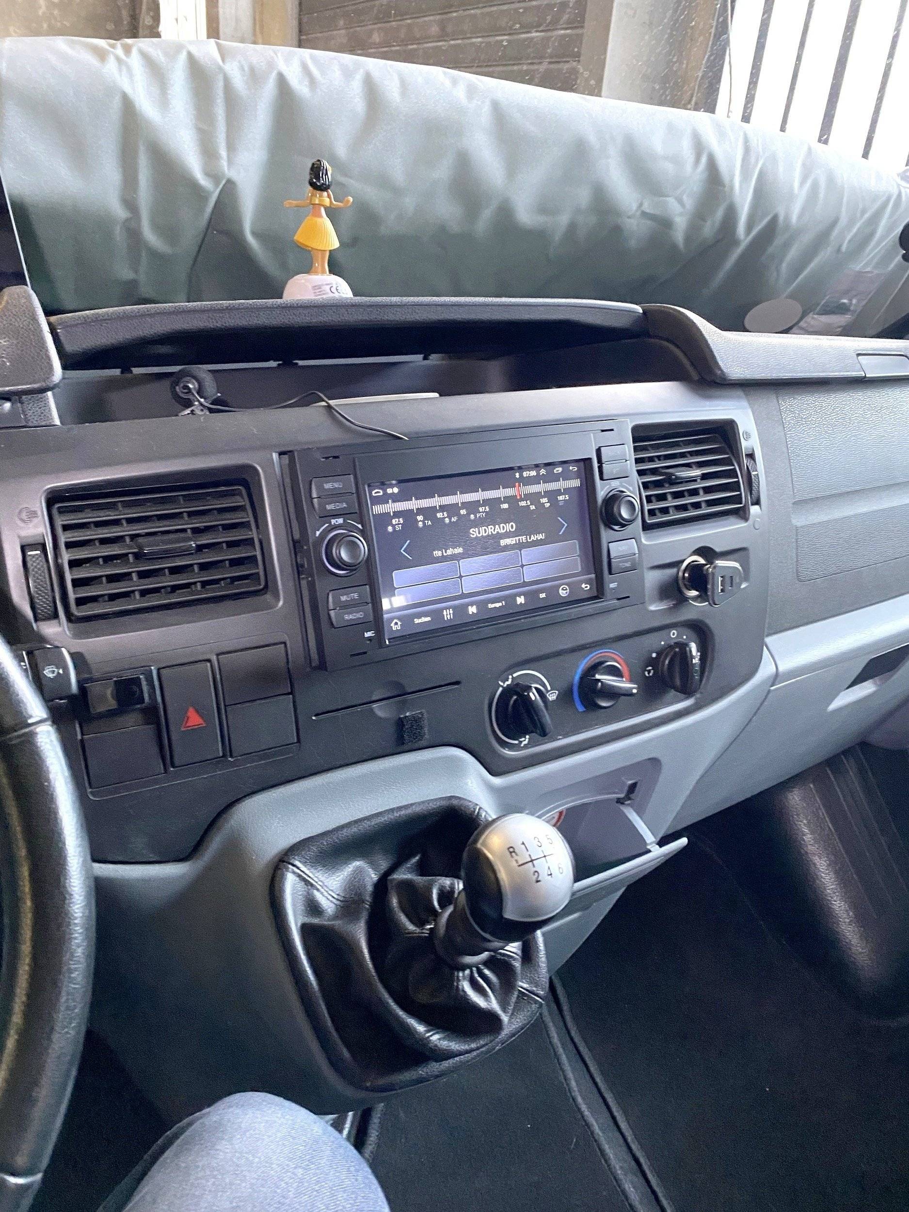 Eura Mobil Transit 2,4 l TDCi 140 ch.