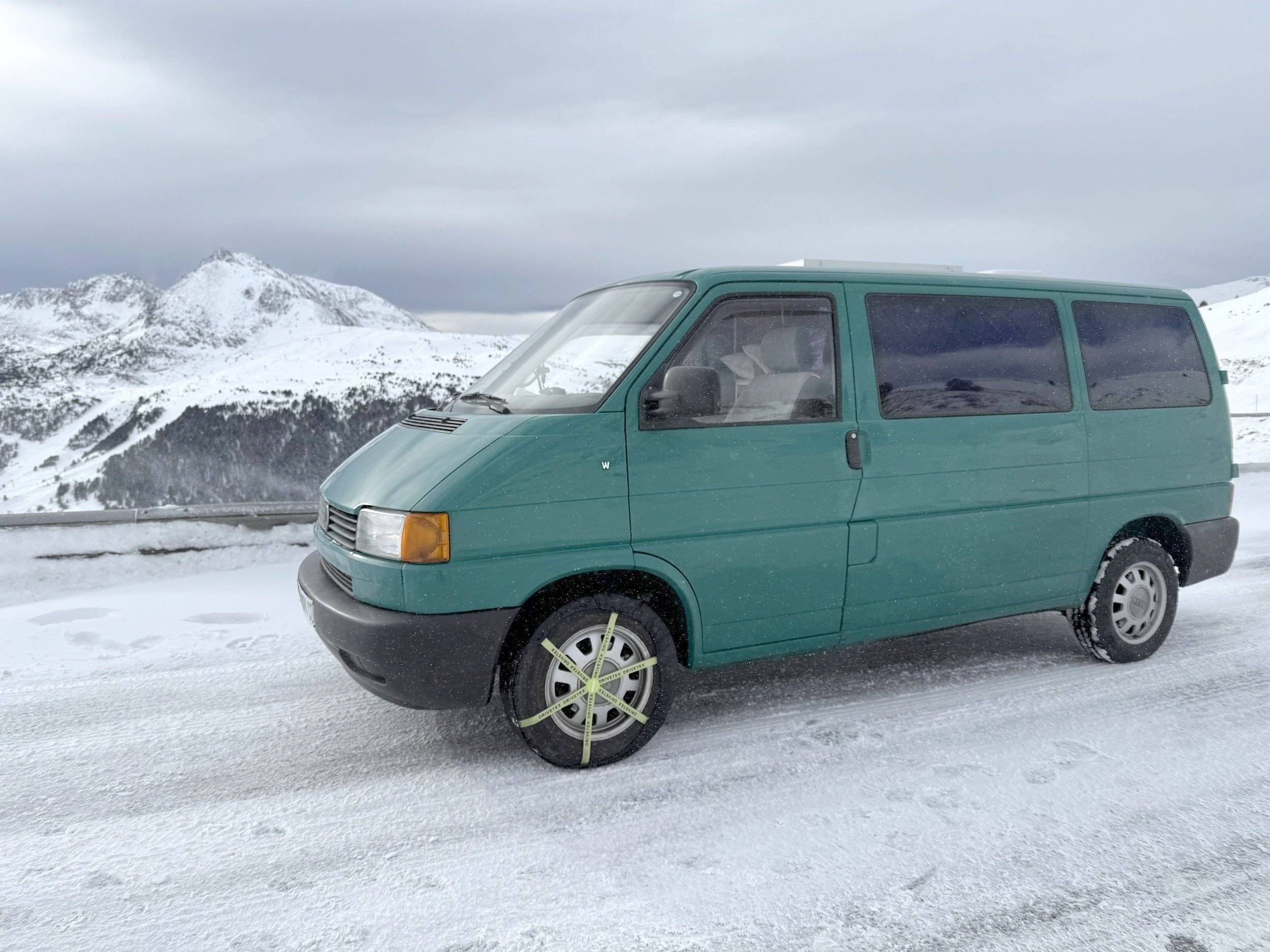 Volkswagen California Coast