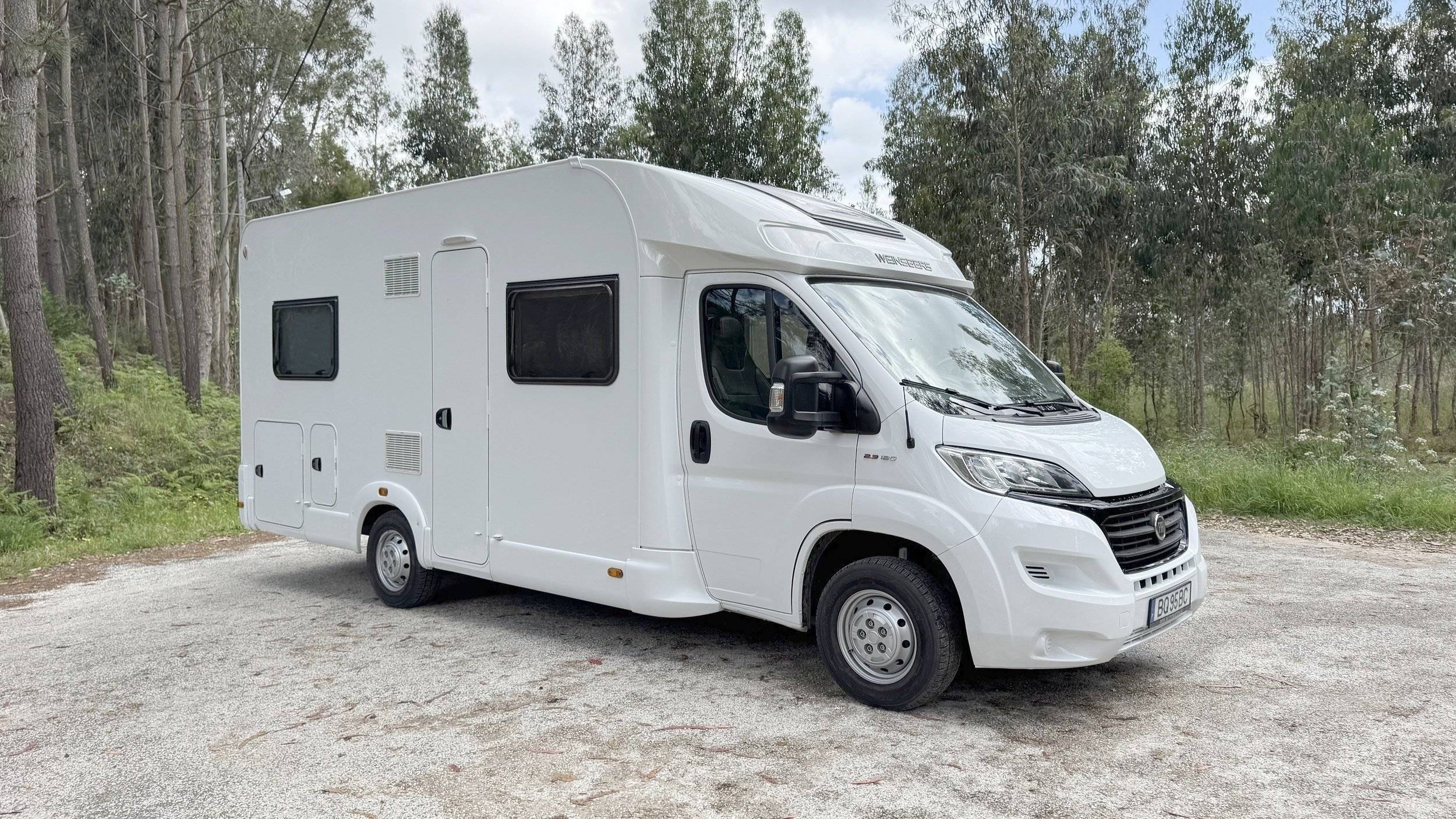 Weinsberg Carasuite 650 MF