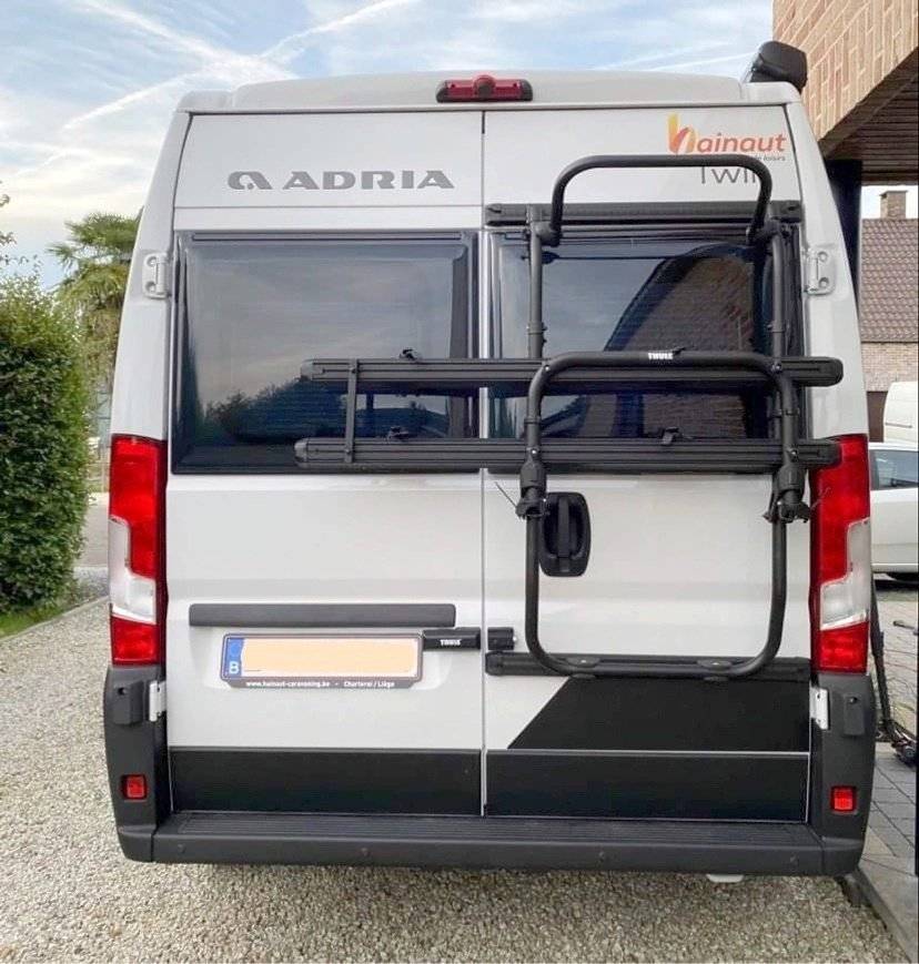 Adria Adria Twin PLUS 600 SPB Family