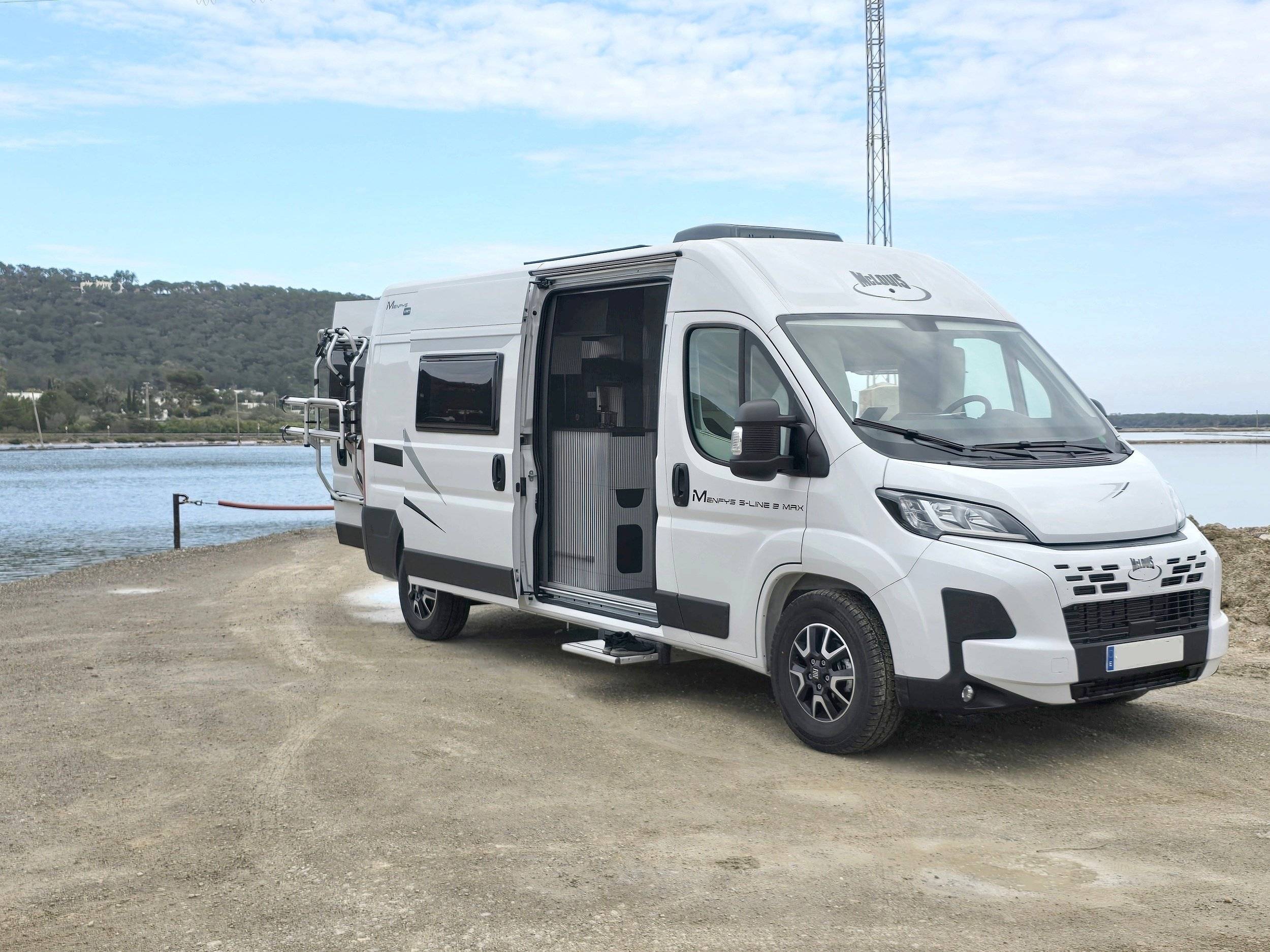 Mclouis Mclouis menfys 3 sline