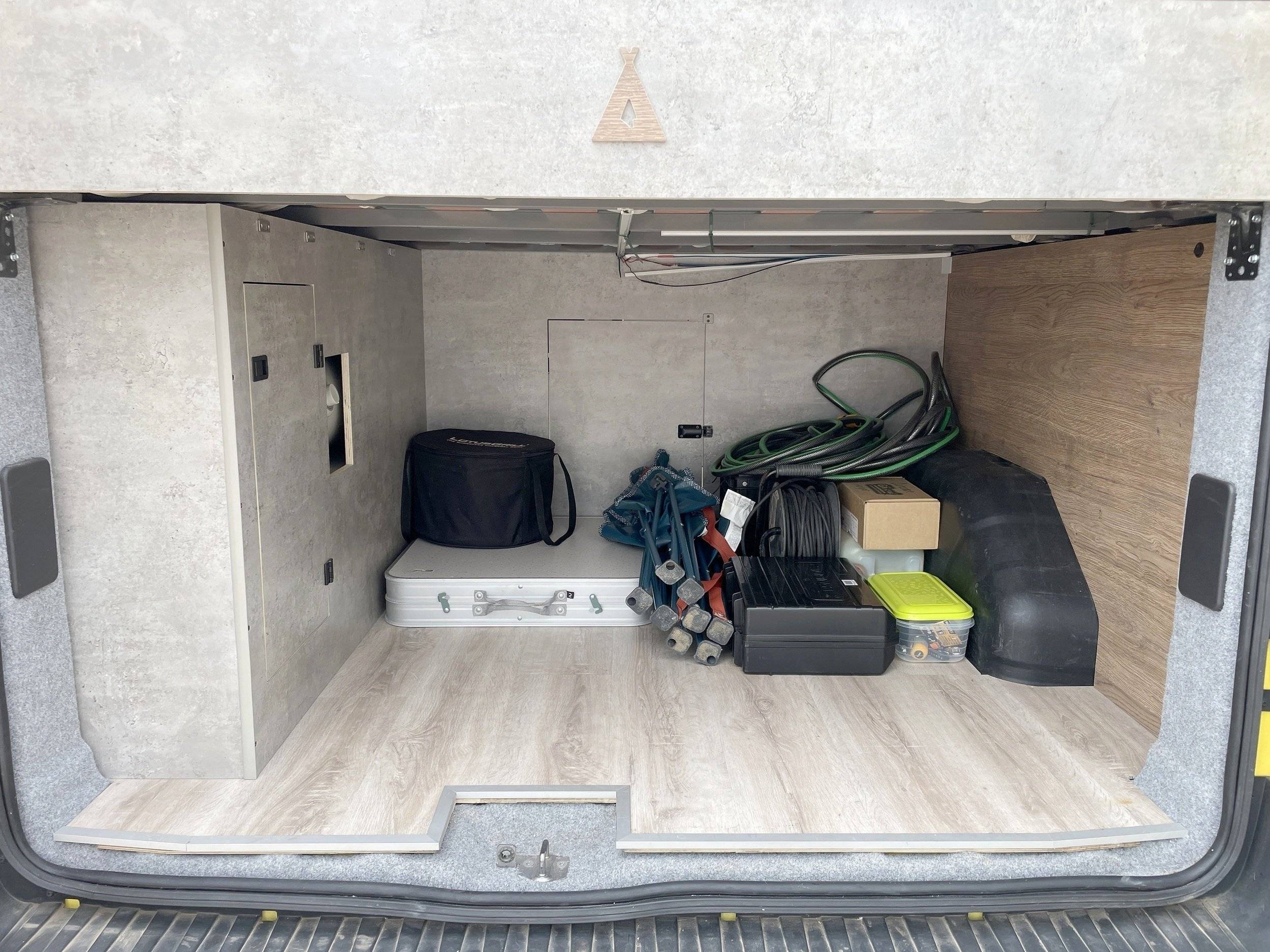 Custo Van Transit 2,0 l 115 ch