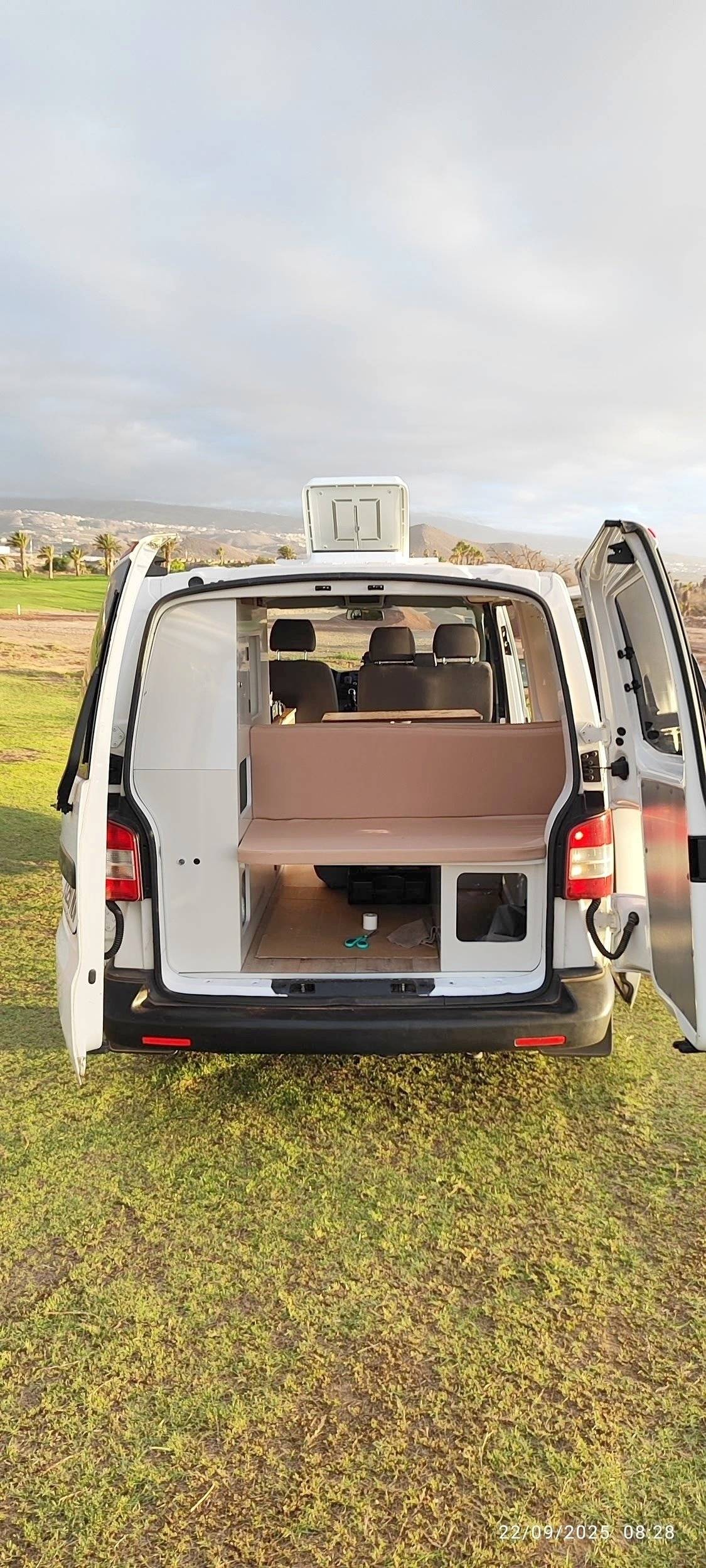 Volkswagen T5 2,0 l 84 ch