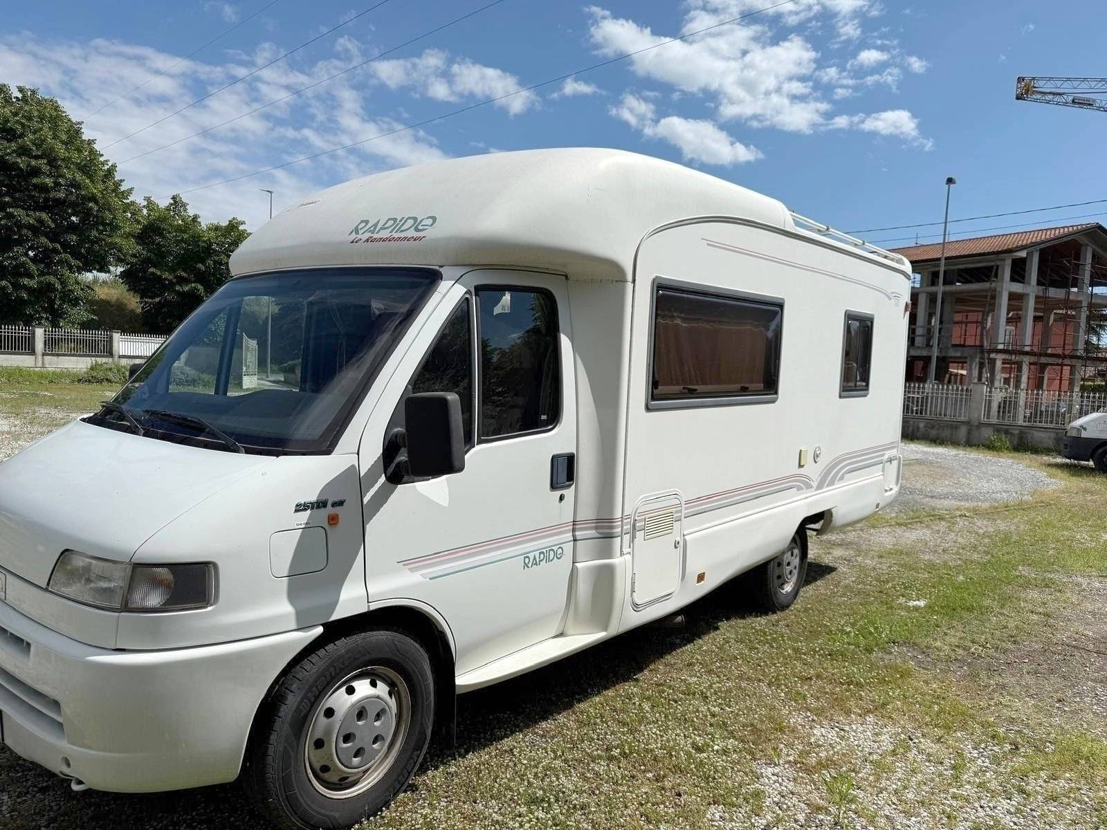 Car Caravane CARAVAN  