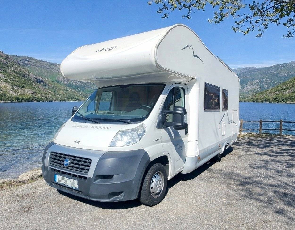 Voorkant 3/4 Fiat - Yescapa