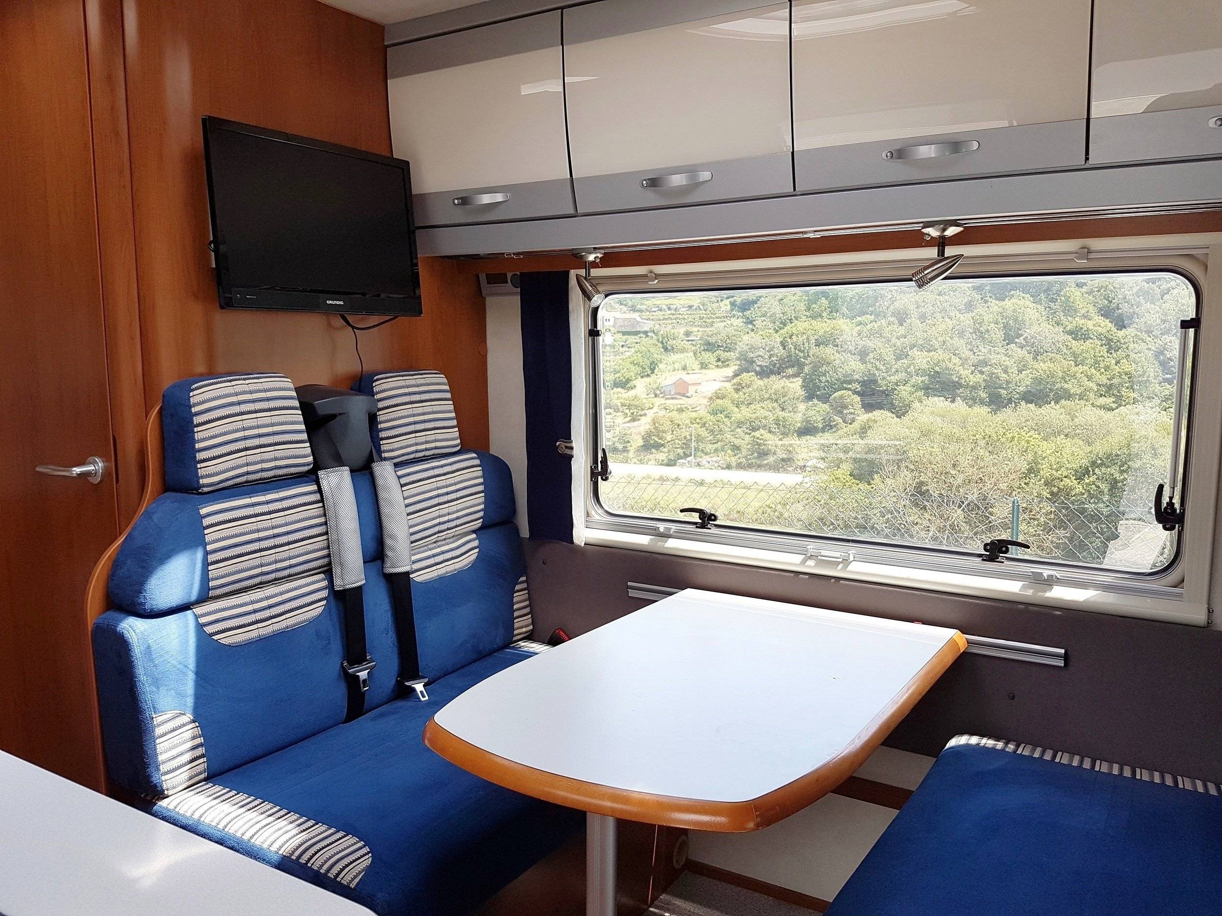 Karmann Mobil ON 700