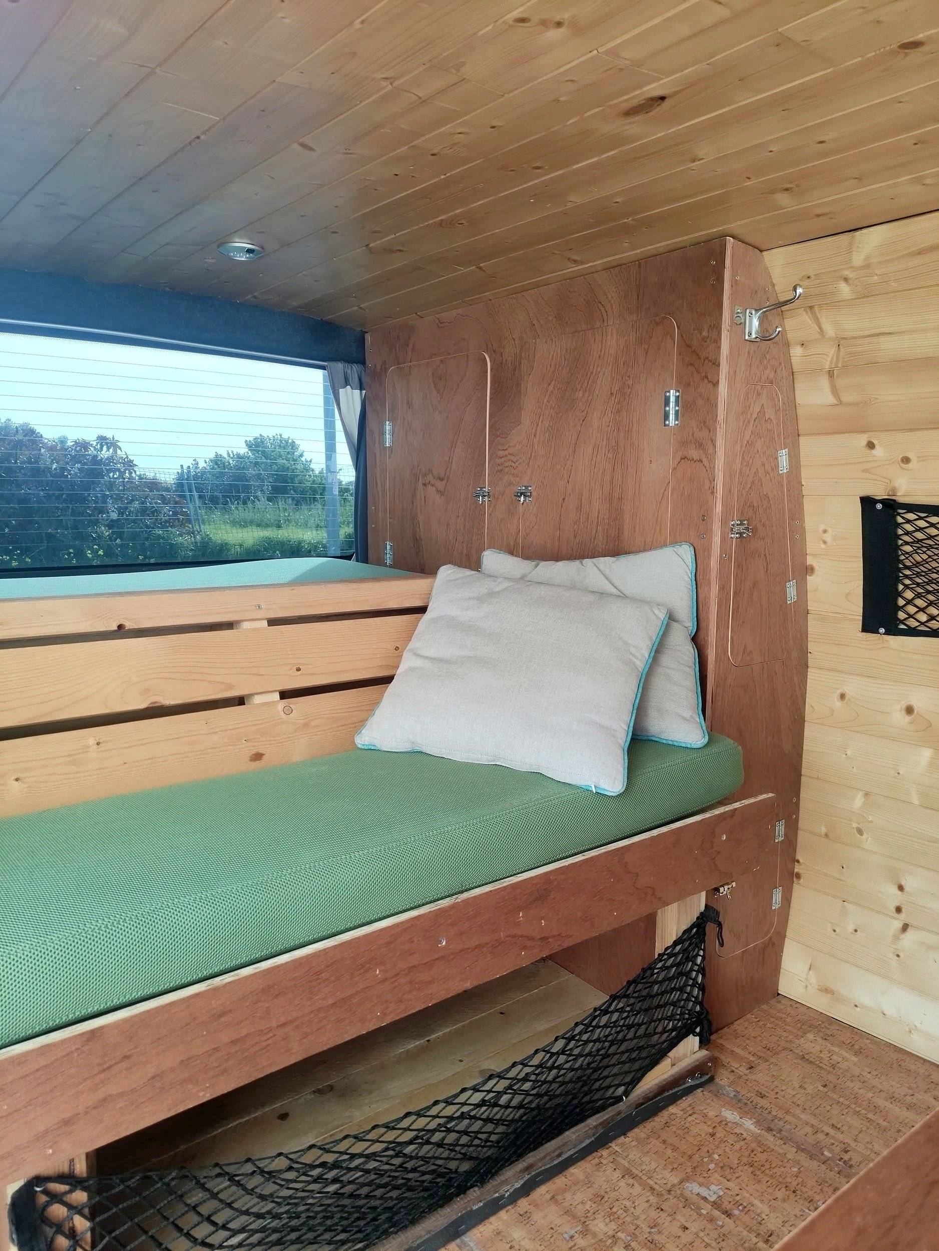 Volkswagen Transporter T4 2.4D