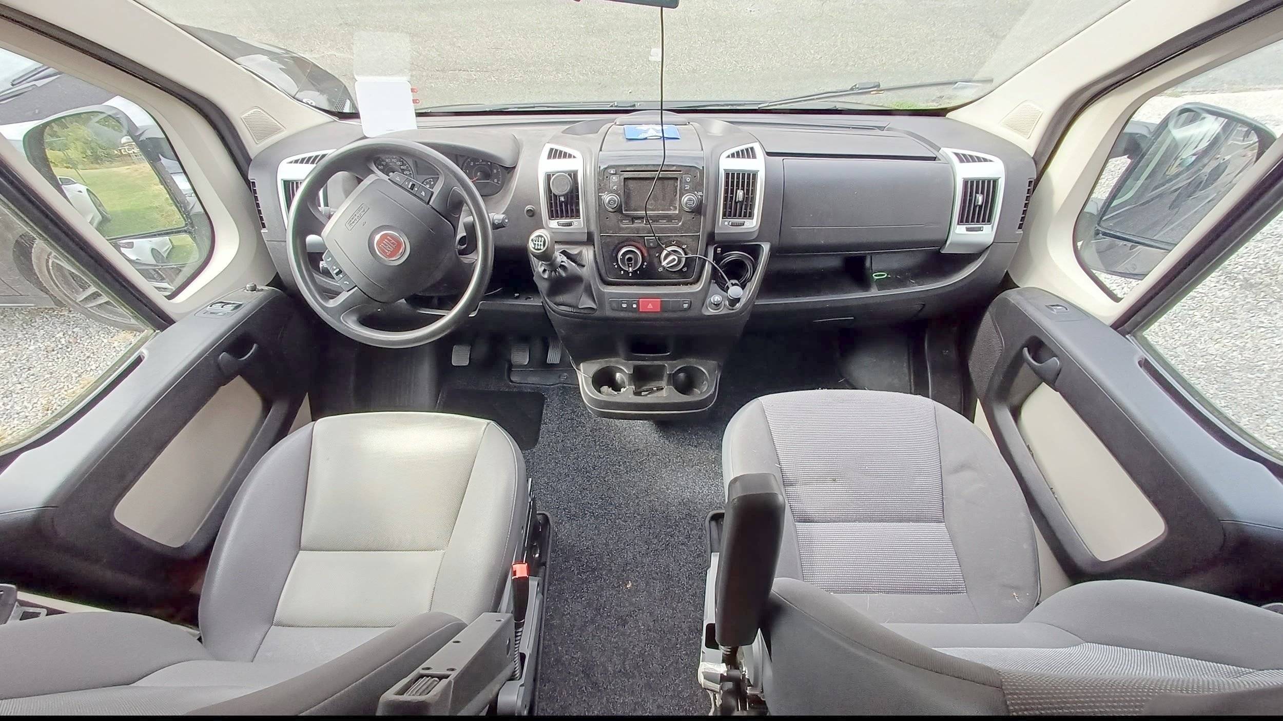 Van 6 places Autonomie maximale
