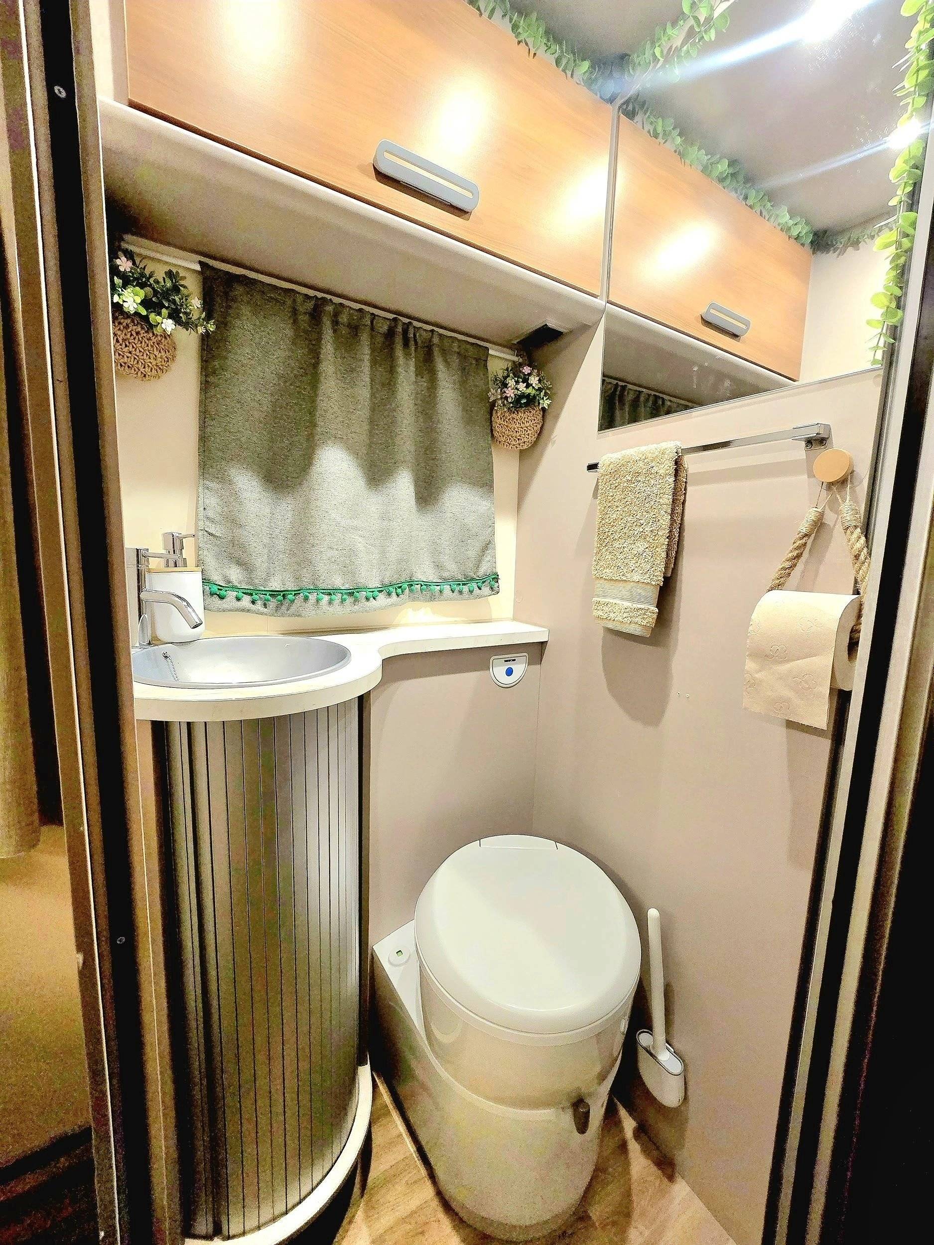 Schlafplätze Renault Master 2,3 l 145 ch - Yescapa