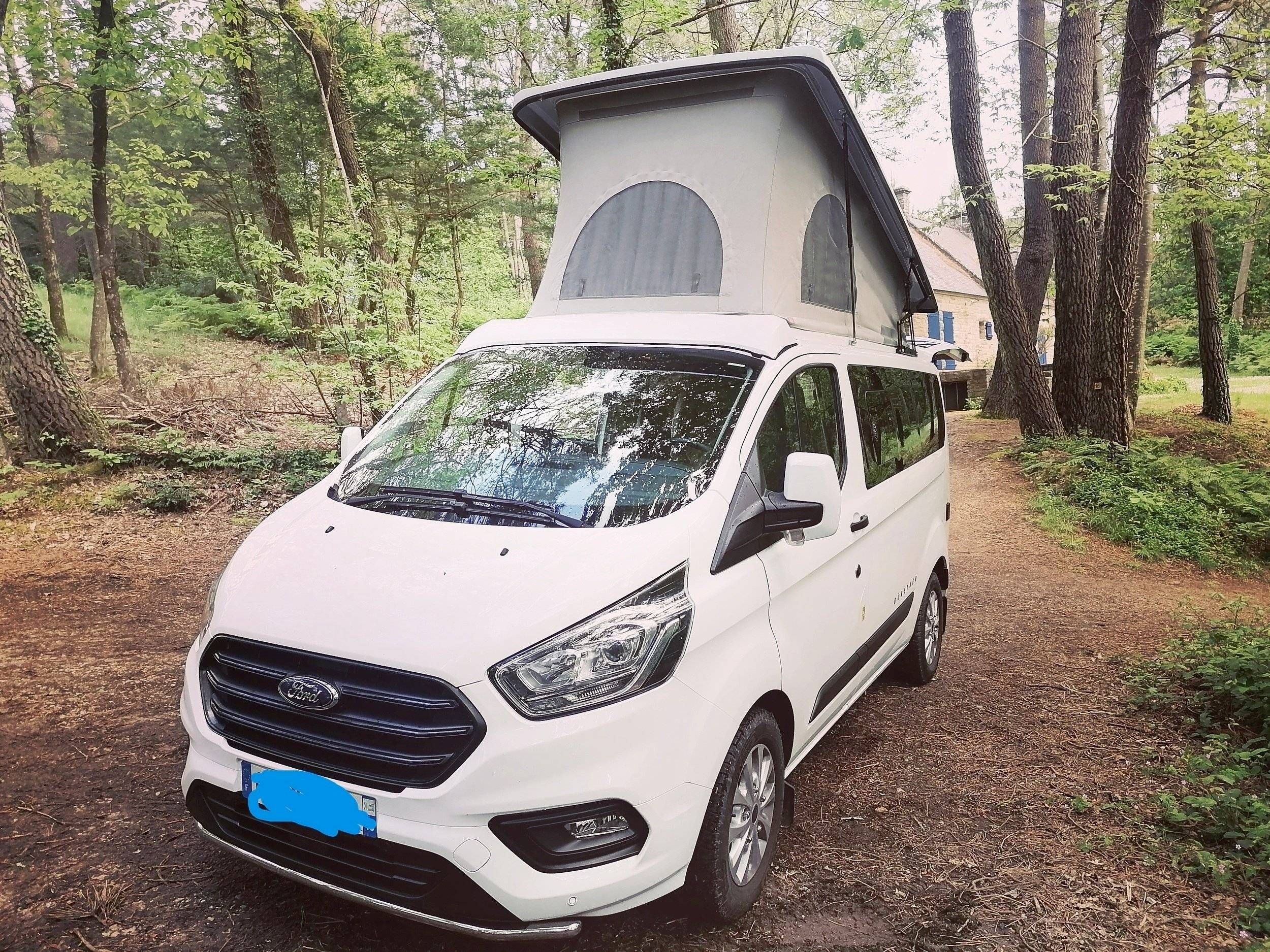 Location de Camping Cars et Vans Nantes Yescapa