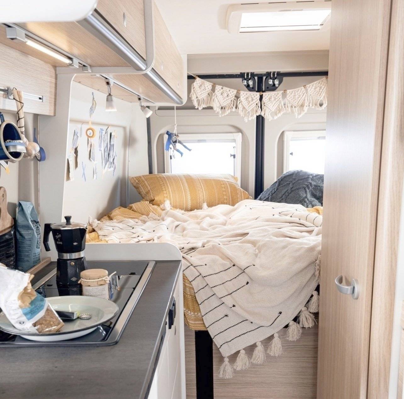 Berth Fiat Ducato 2.3l 140cv ad blue - Yescapa