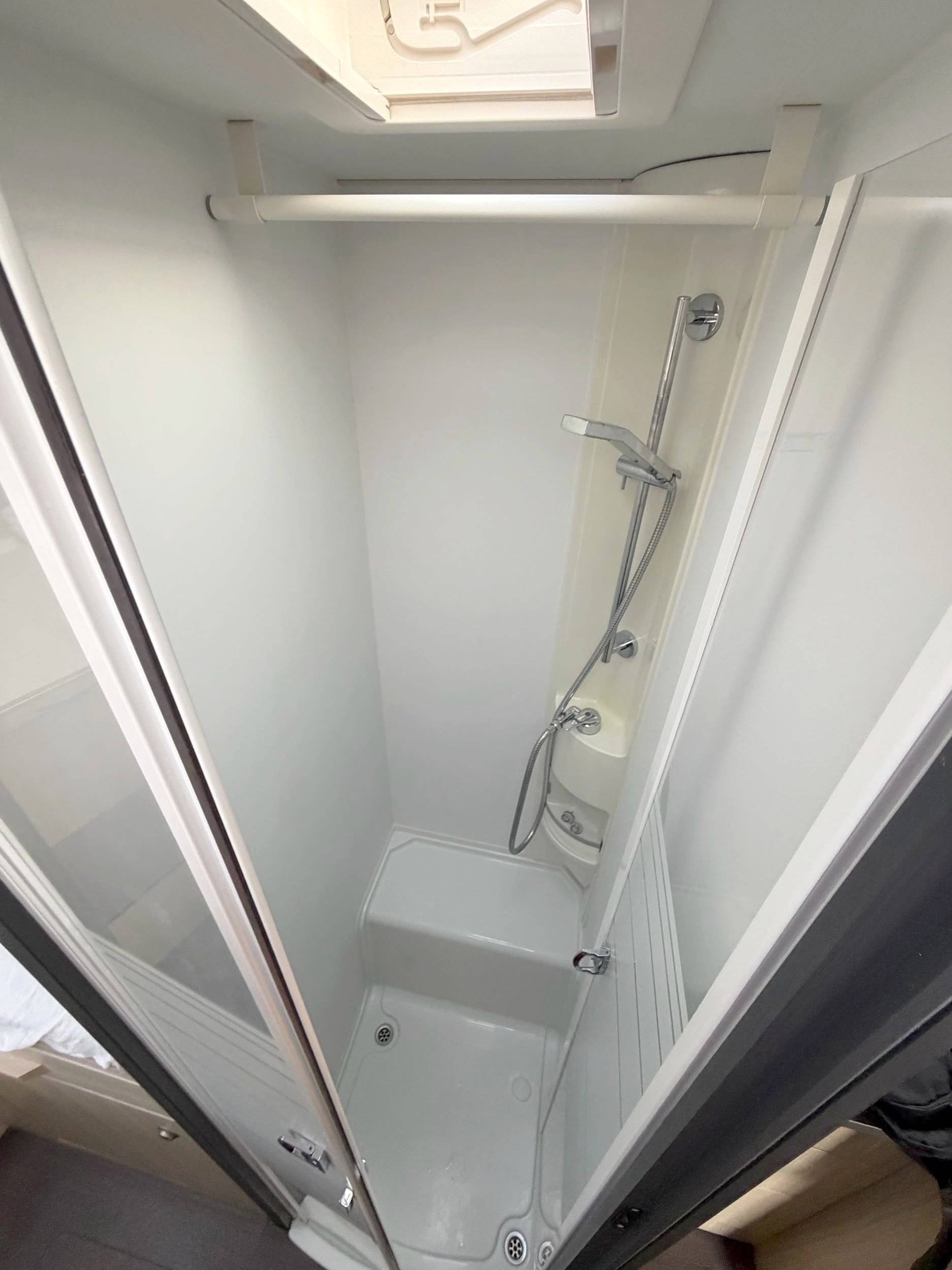 Adria Sunliving A75DP
