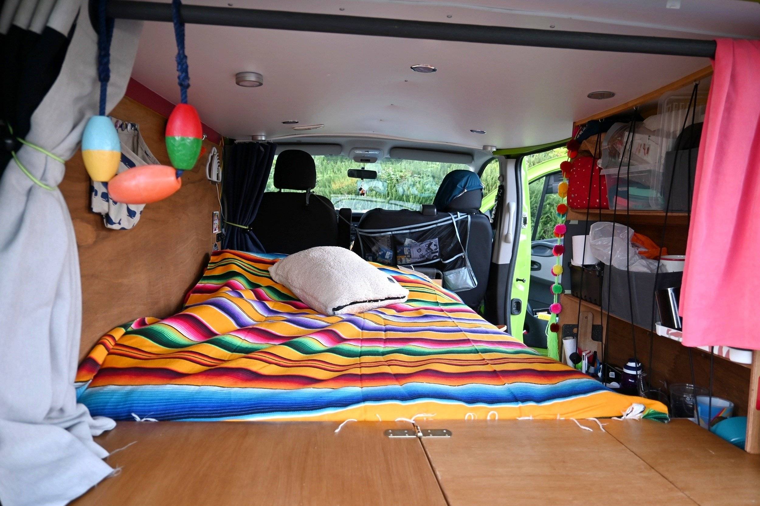 Berth Renault Renault Trafic - Yescapa